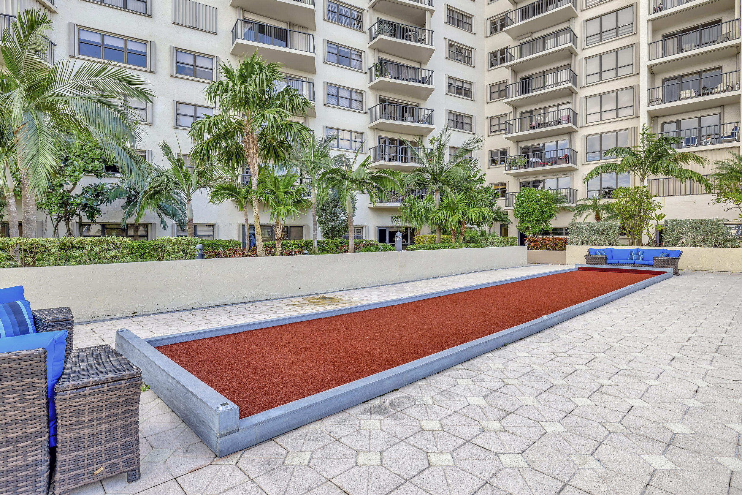 1800 S Ocean Boulevard 910