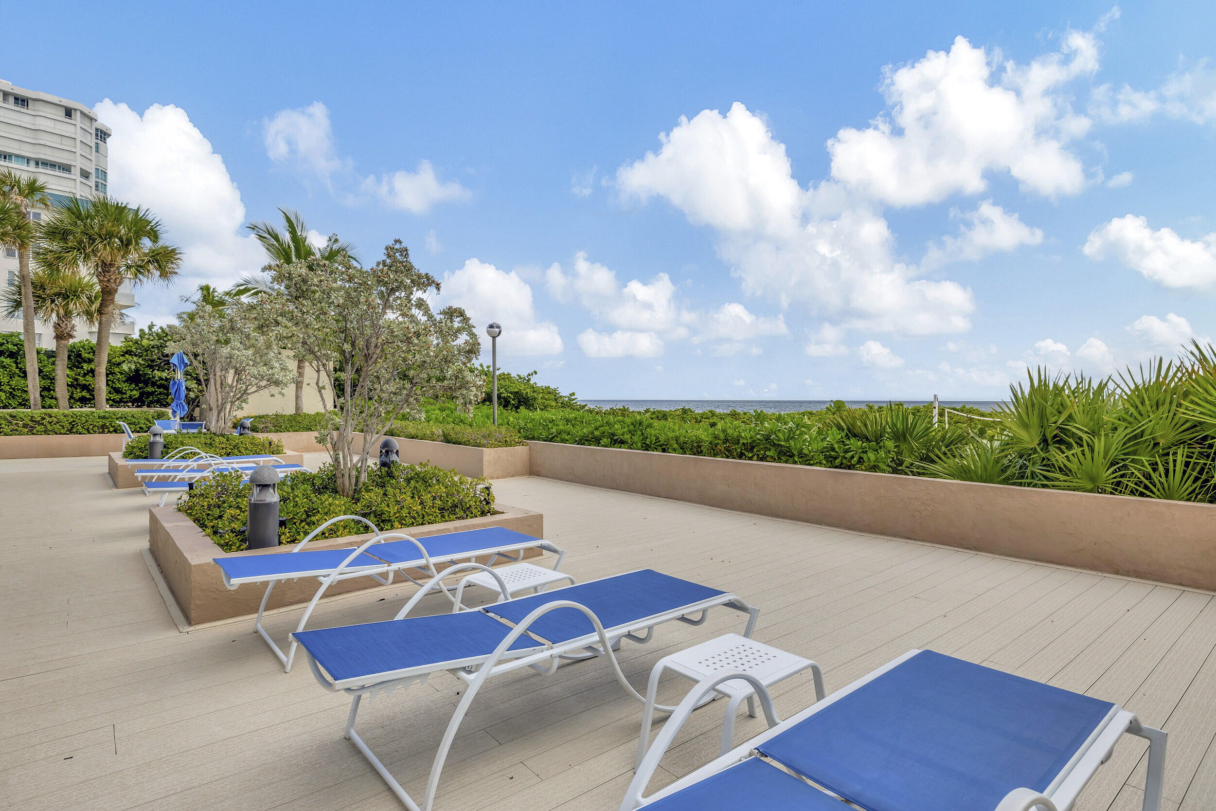 1800 S Ocean Boulevard 910