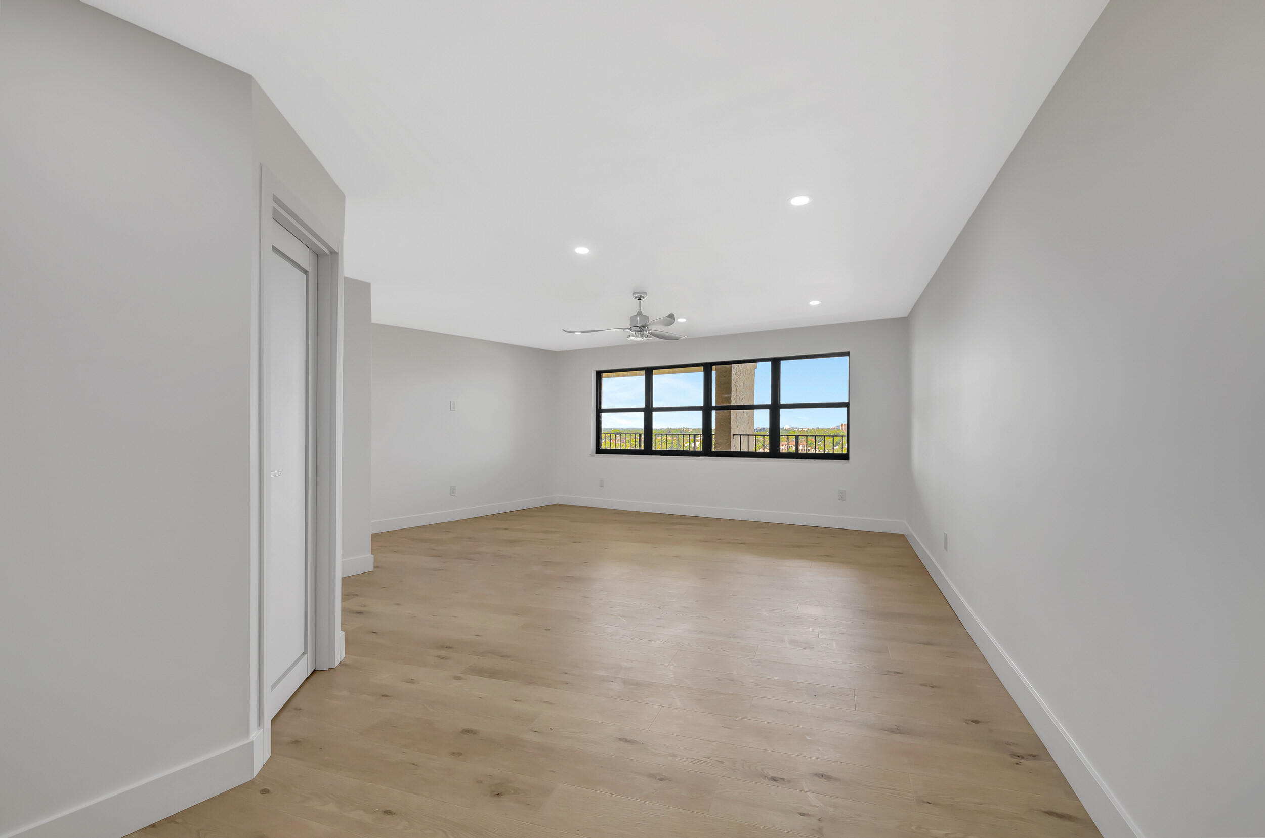 1800 S Ocean Boulevard 910