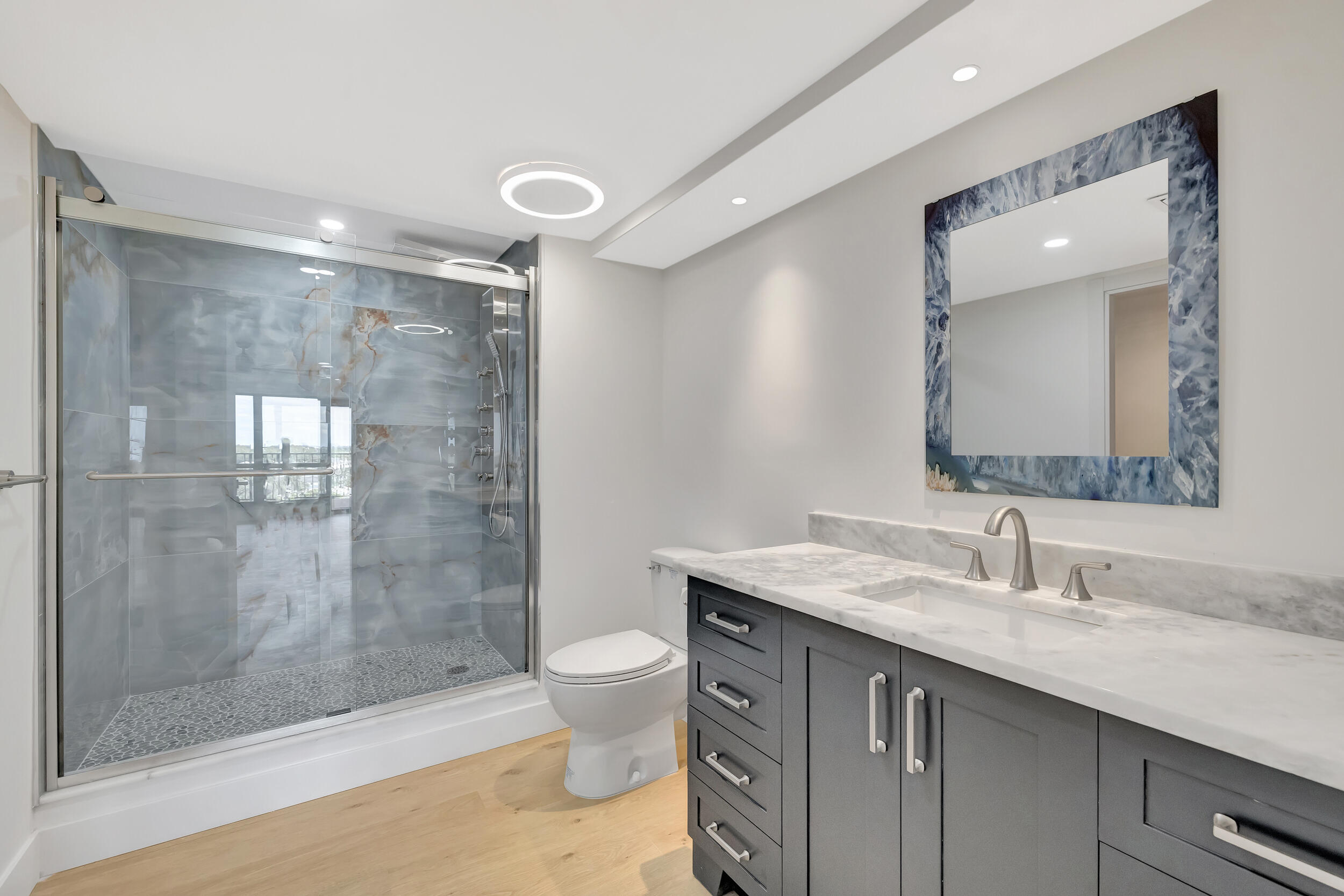 1800 S Ocean Boulevard 910