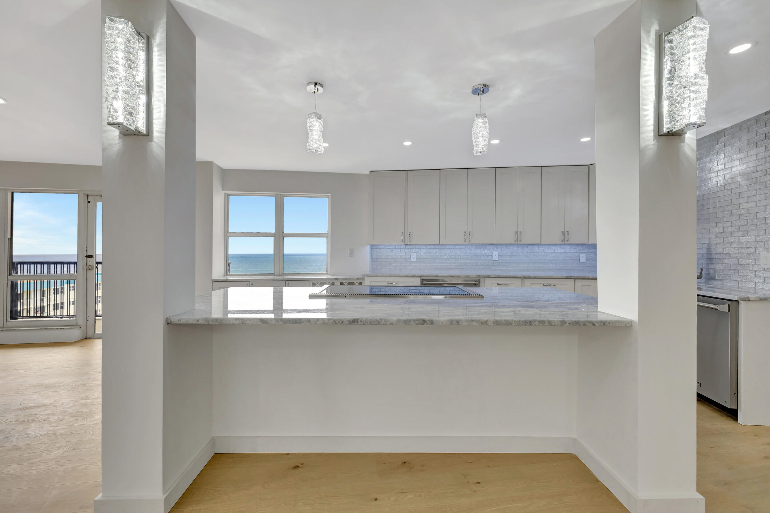 1800 S Ocean Boulevard 910