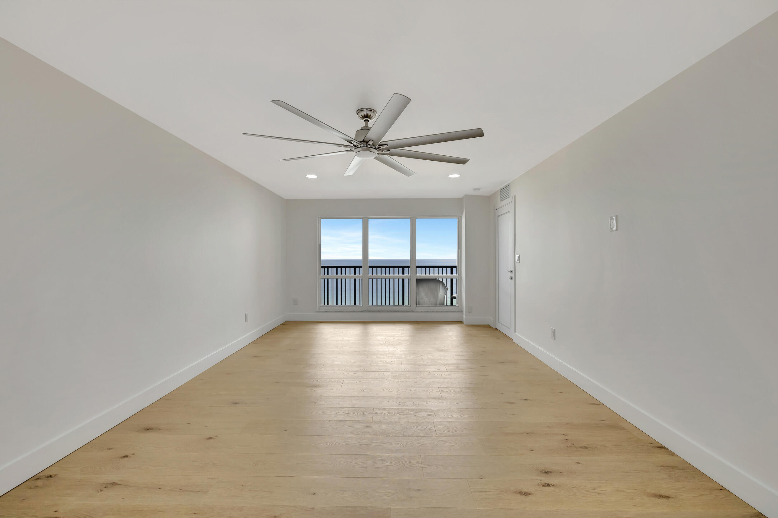 1800 S Ocean Boulevard 910