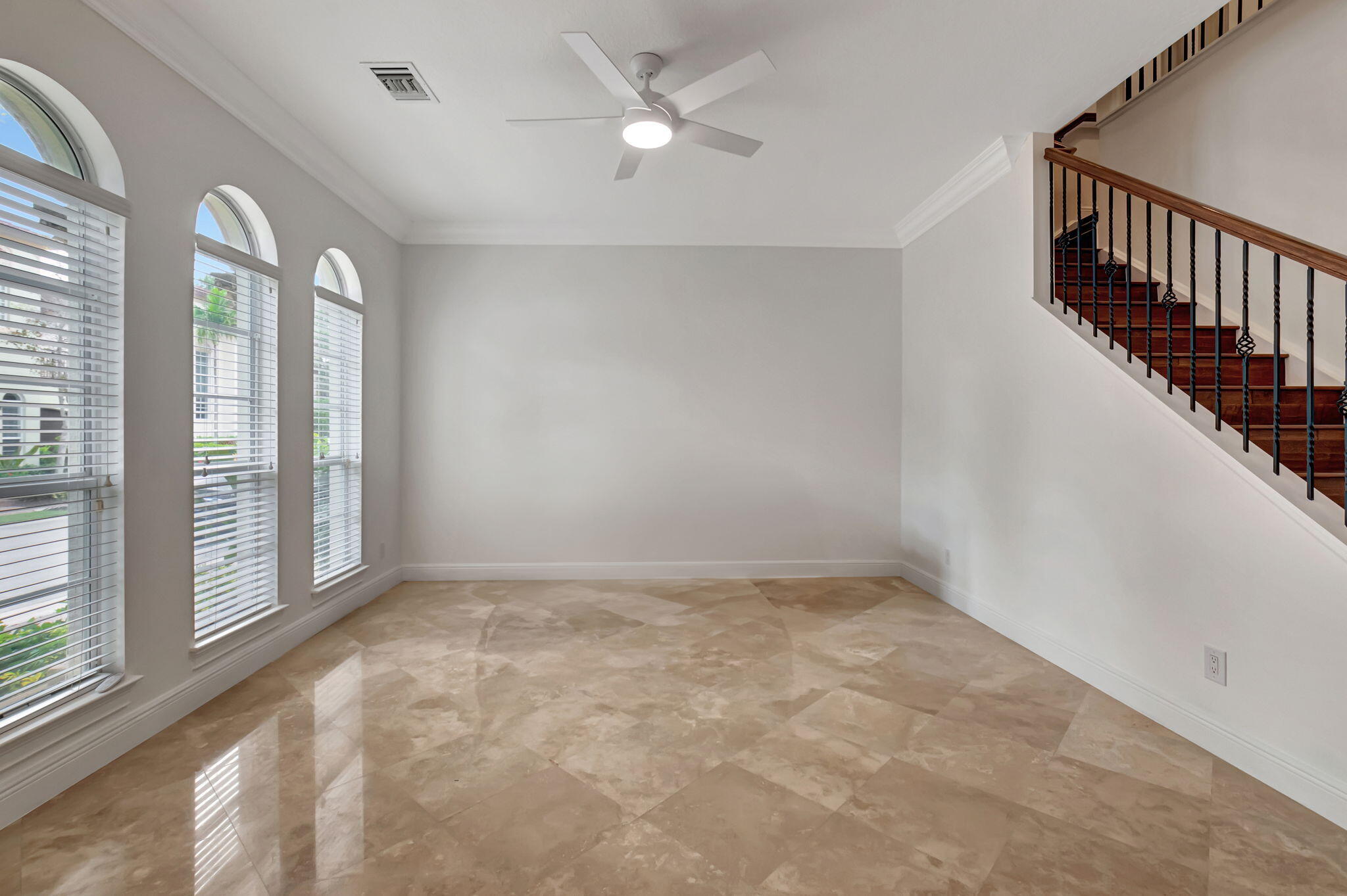 99 Via Poinciana Street