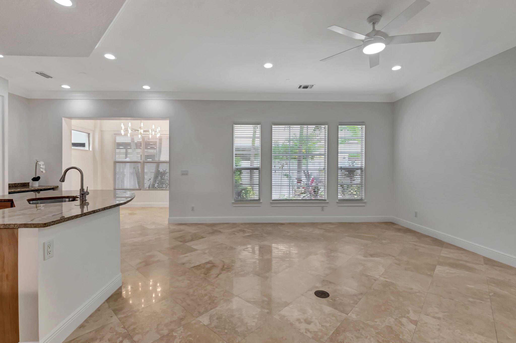 99 Via Poinciana Street