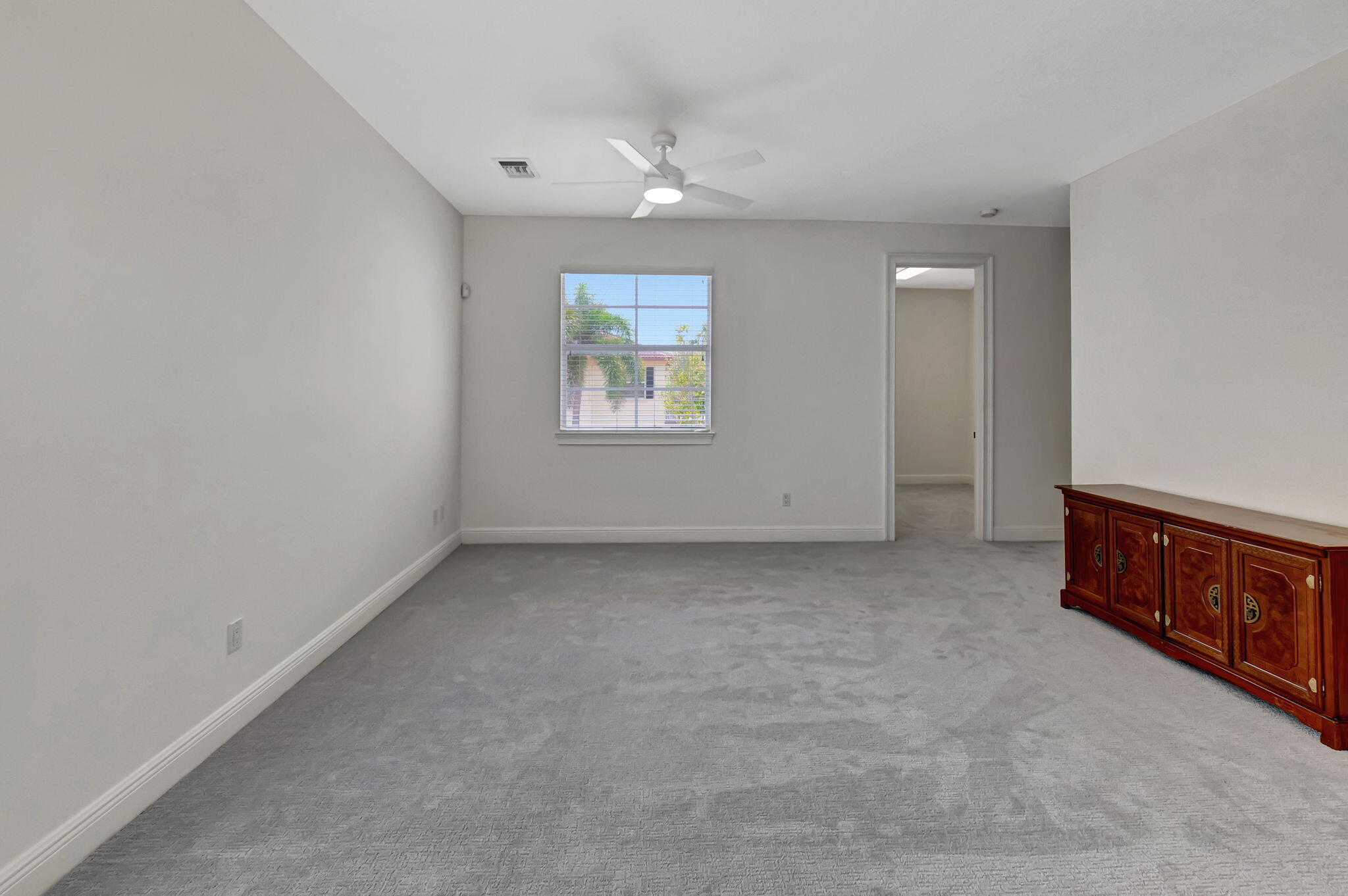 99 Via Poinciana Street