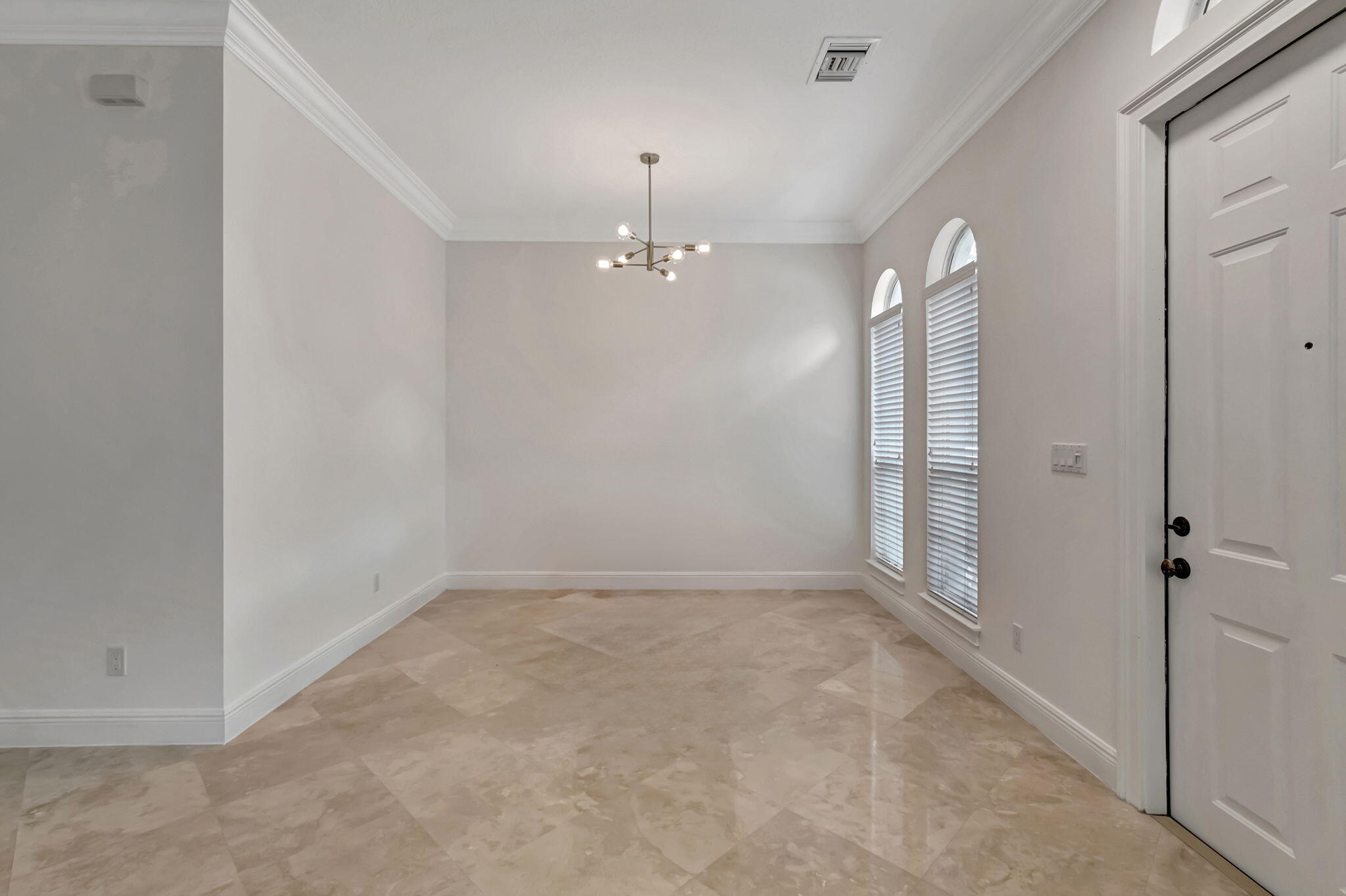 99 Via Poinciana Street