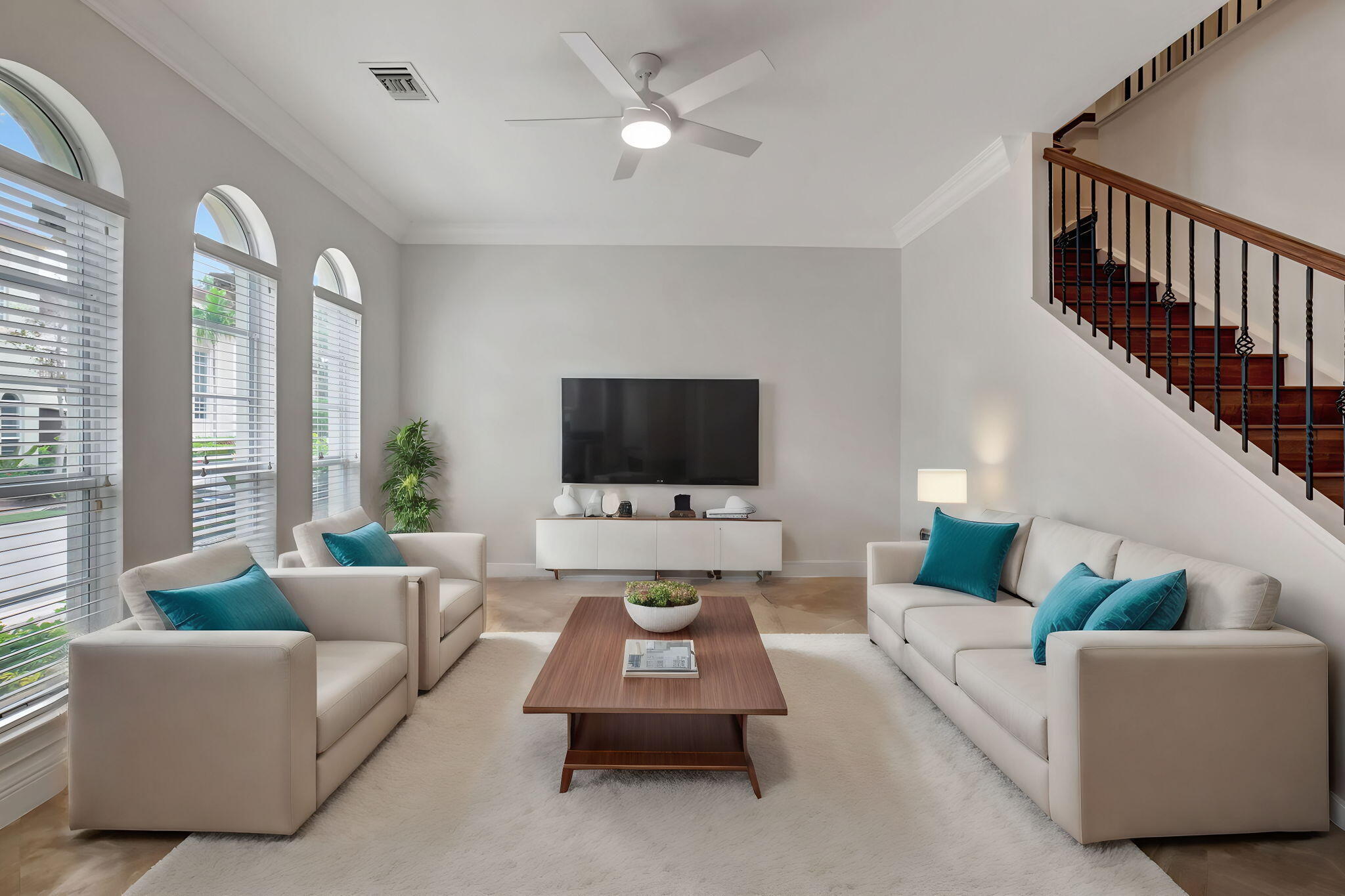 99 Via Poinciana Street