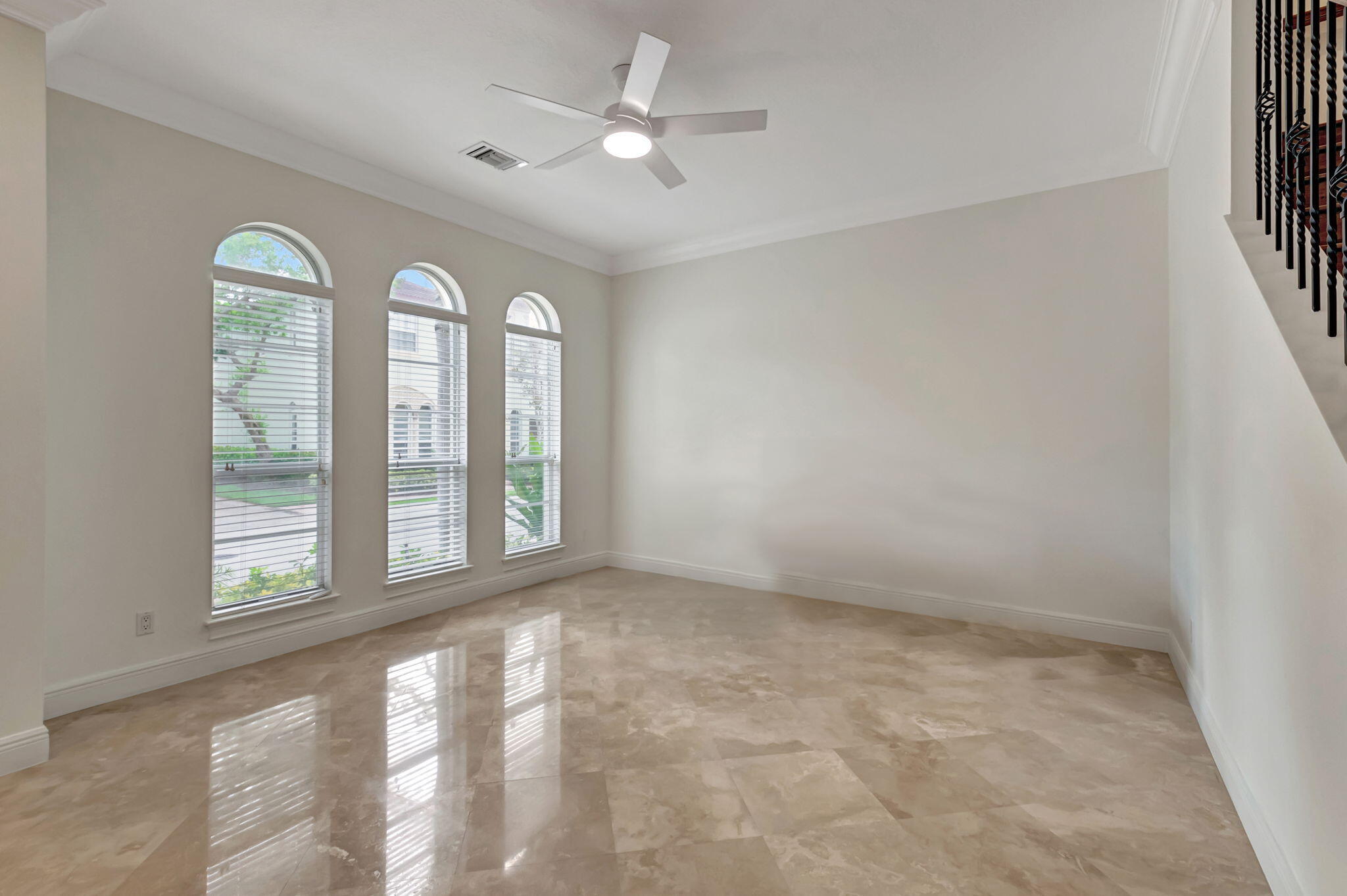 99 Via Poinciana Street