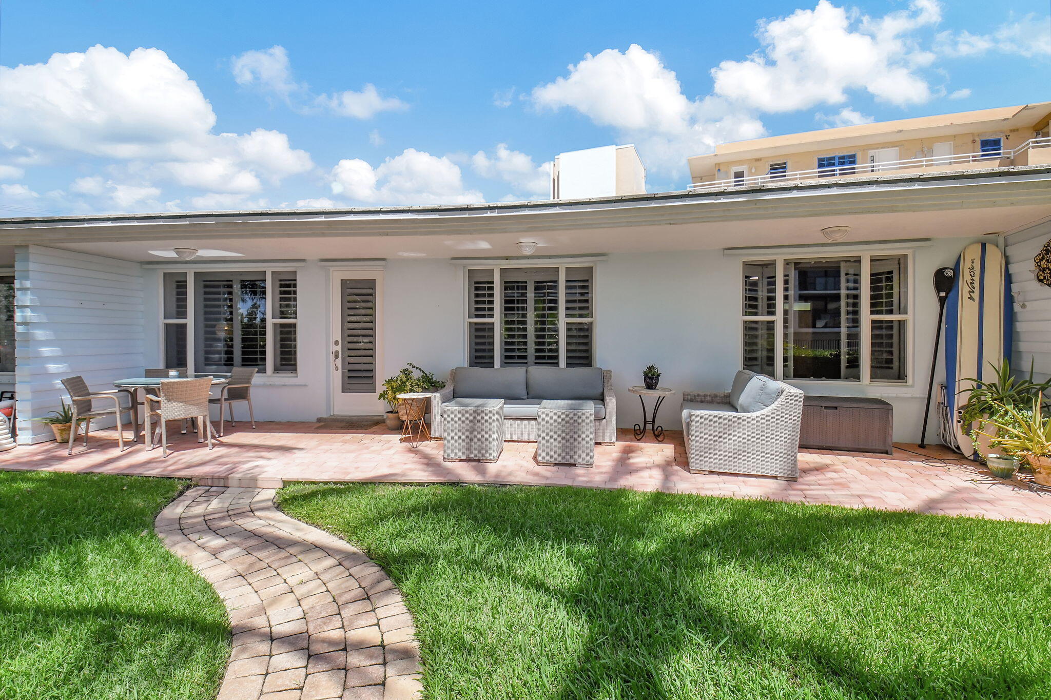 2711 S Ocean Boulevard 4