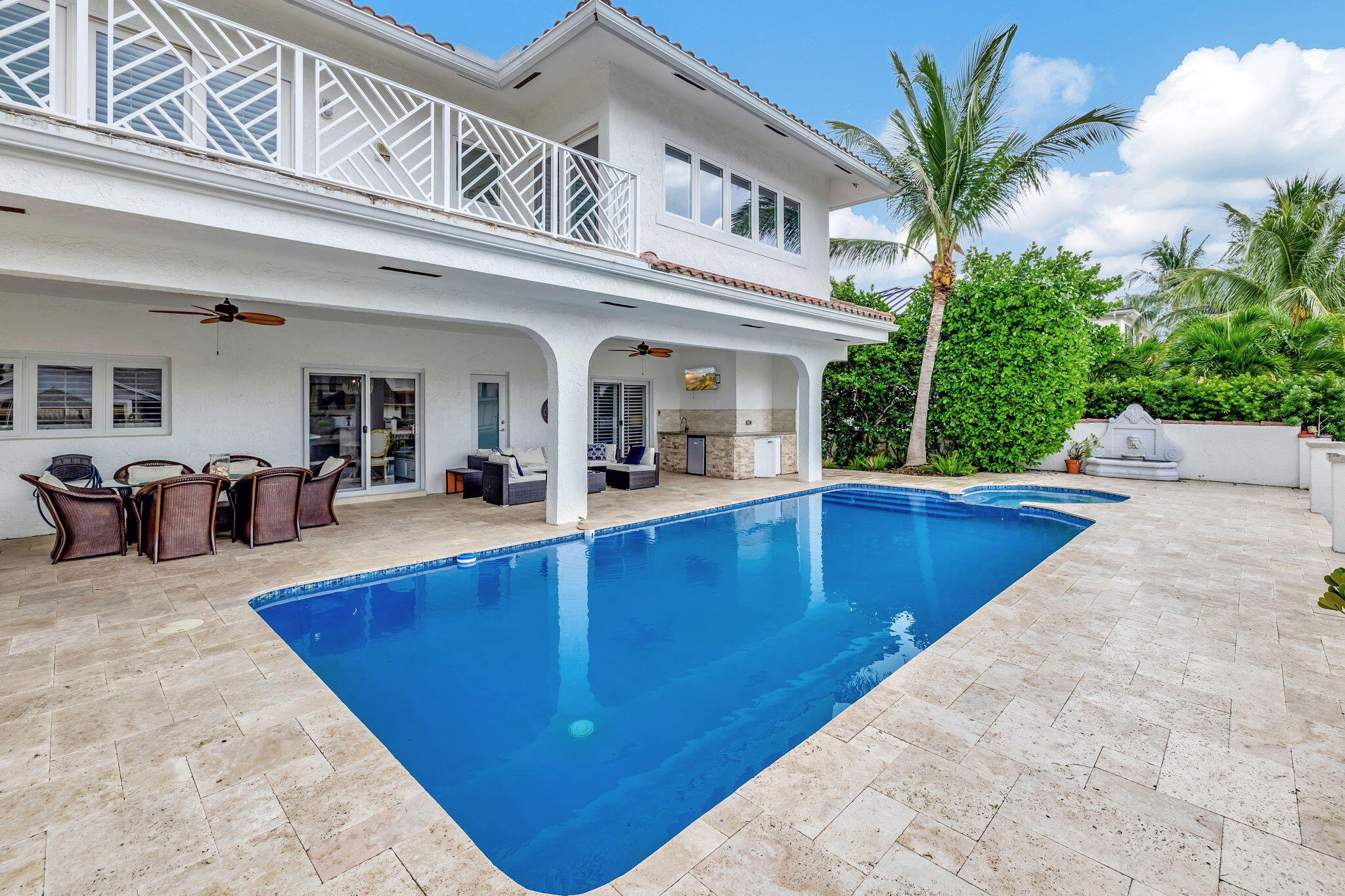 948 Fern Drive