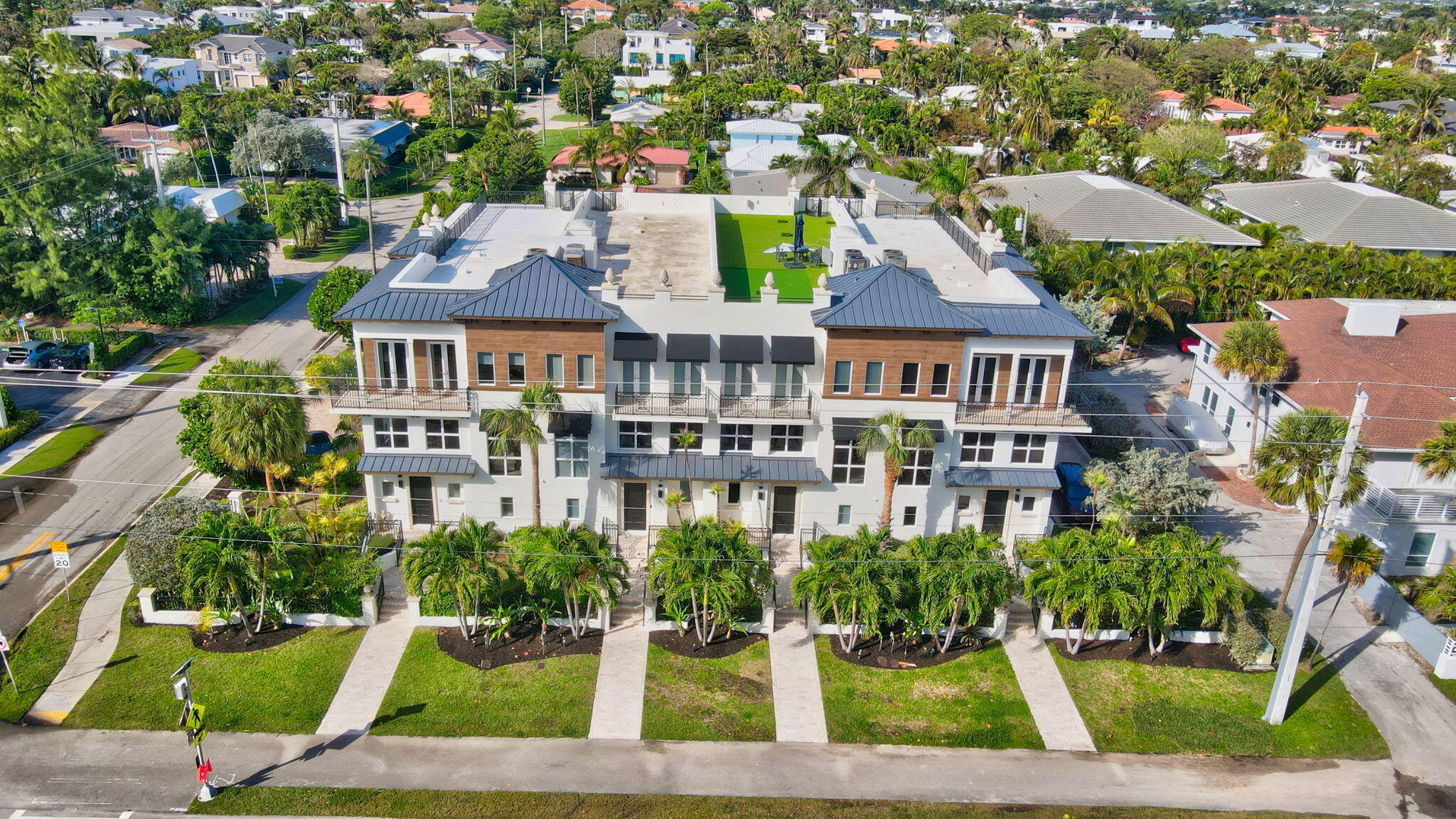 425 N Ocean Boulevard 1