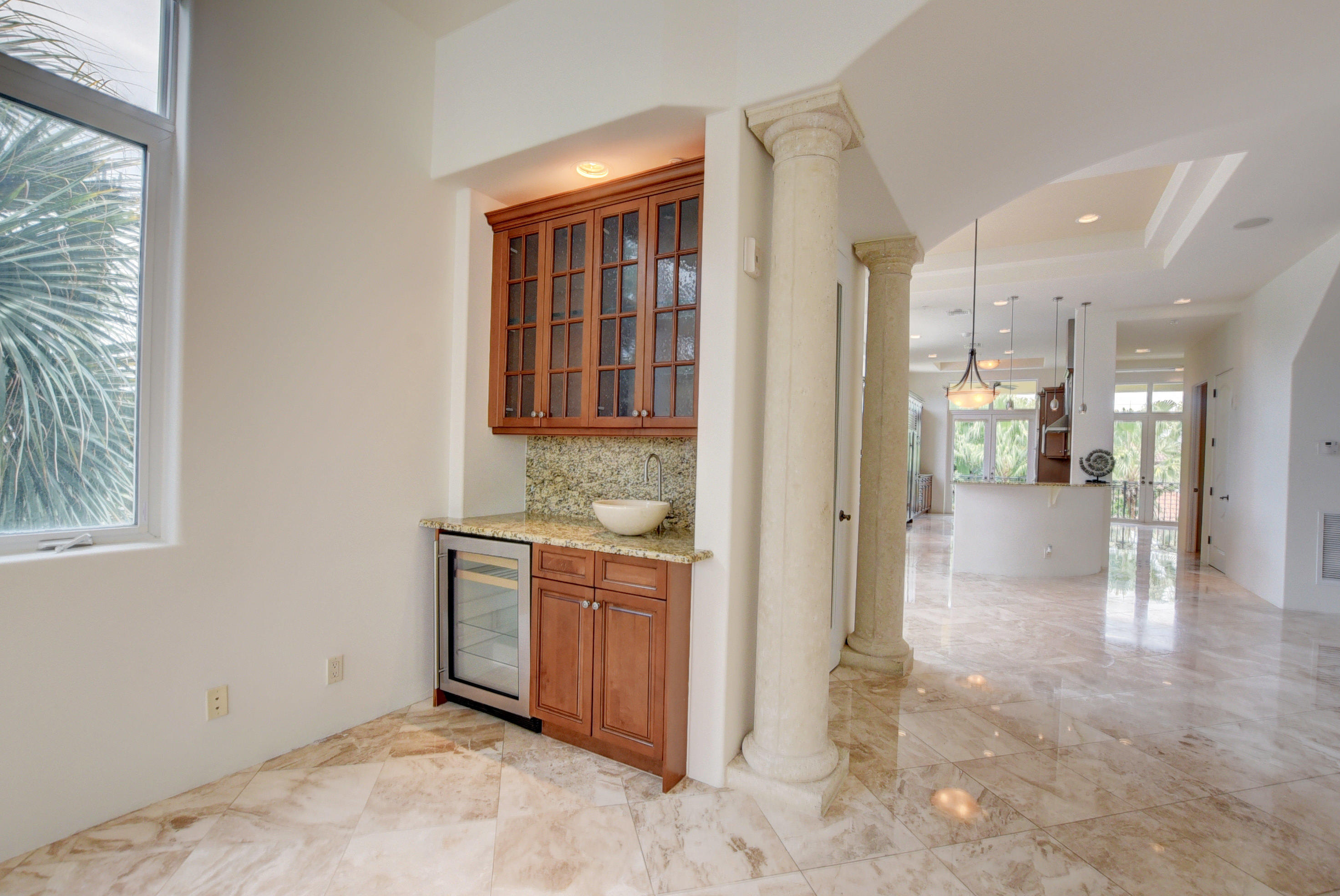 425 N Ocean Boulevard 1