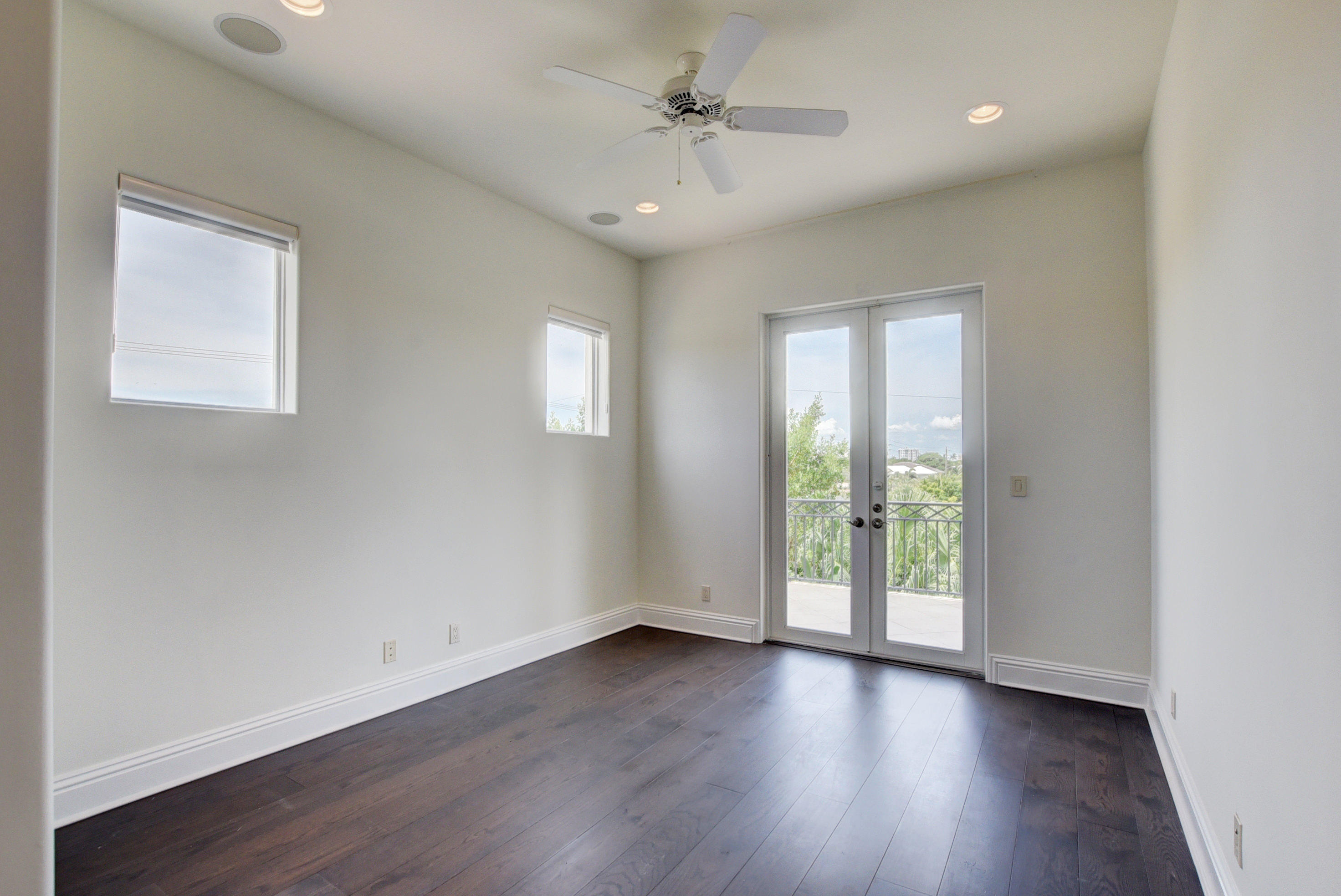 425 N Ocean Boulevard 1