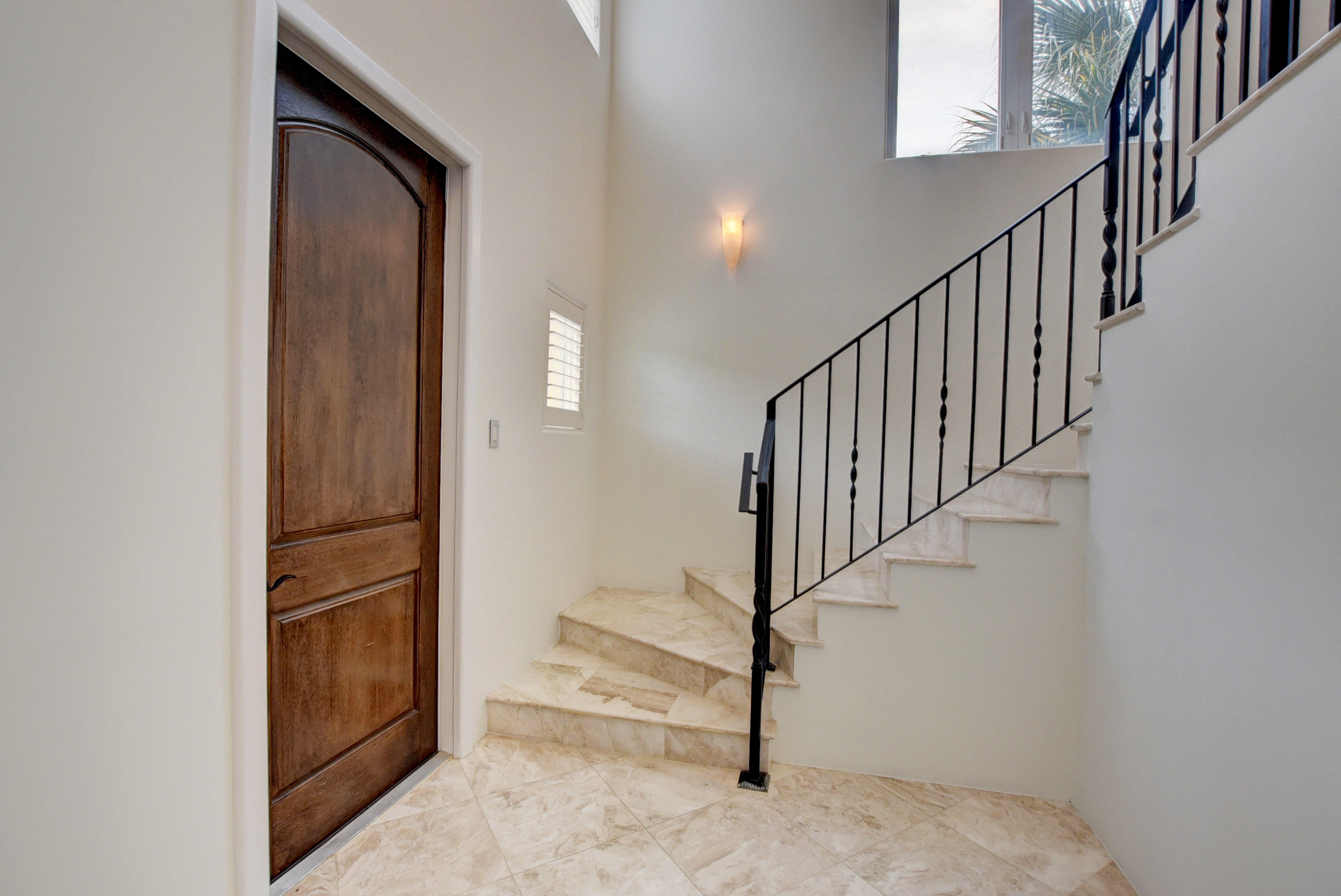 425 N Ocean Boulevard 1