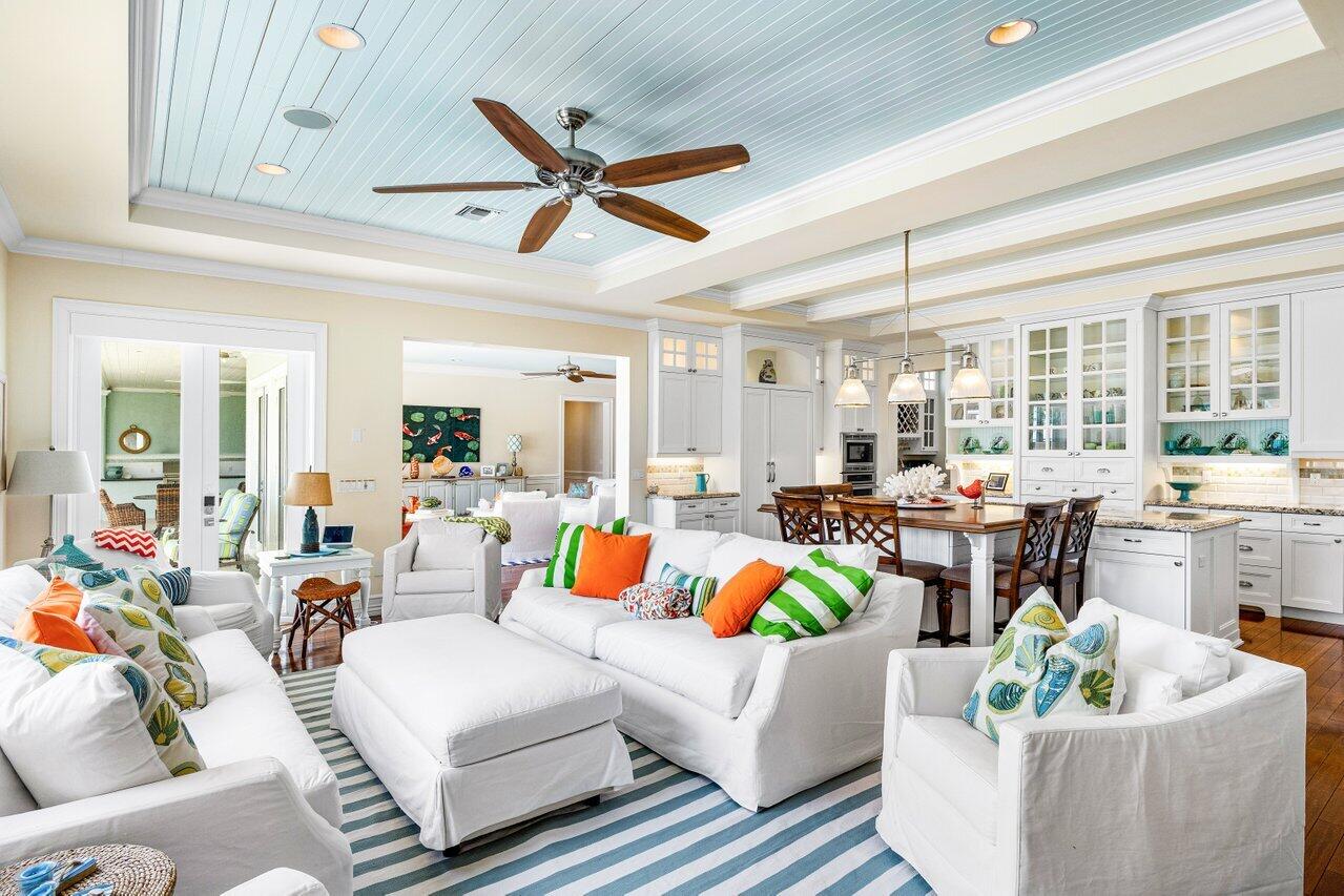960 Dogwood Drive