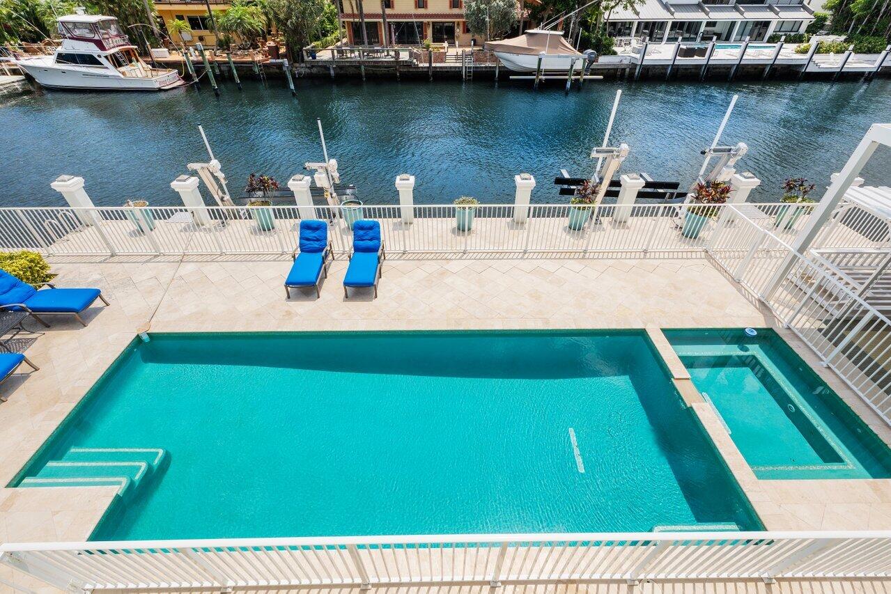 960 Dogwood Drive