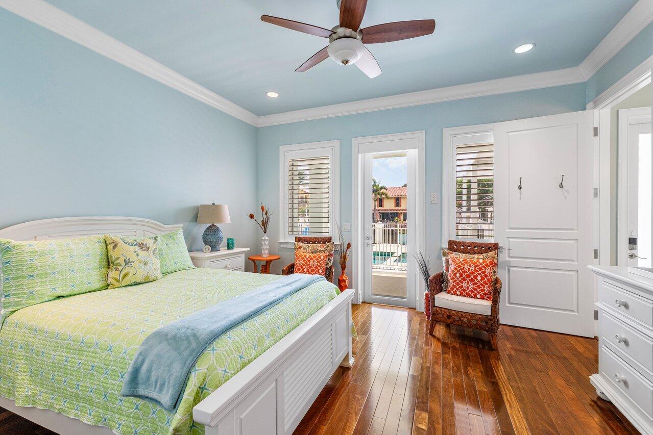 960 Dogwood Drive