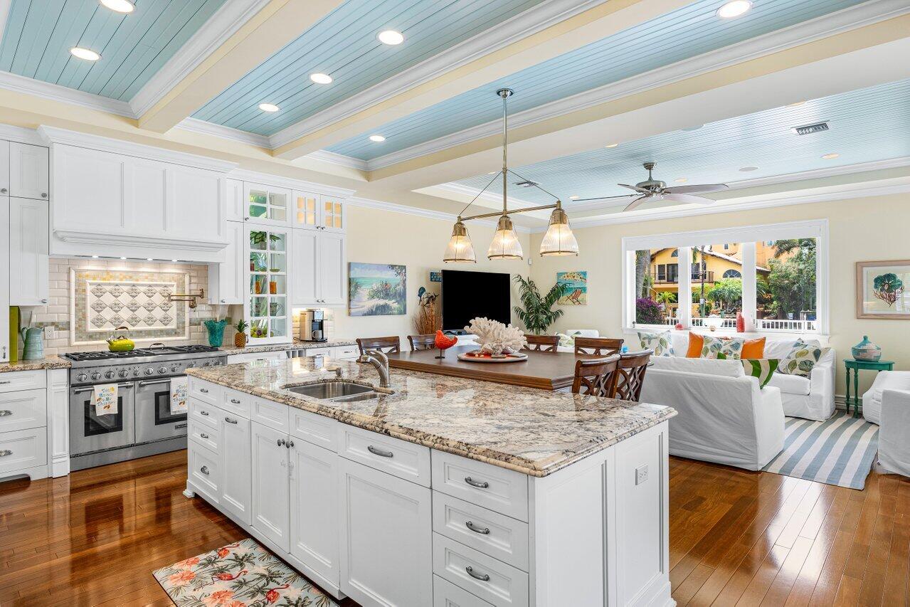 960 Dogwood Drive