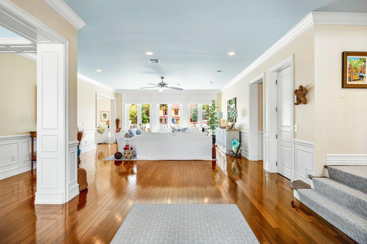 960 Dogwood Drive