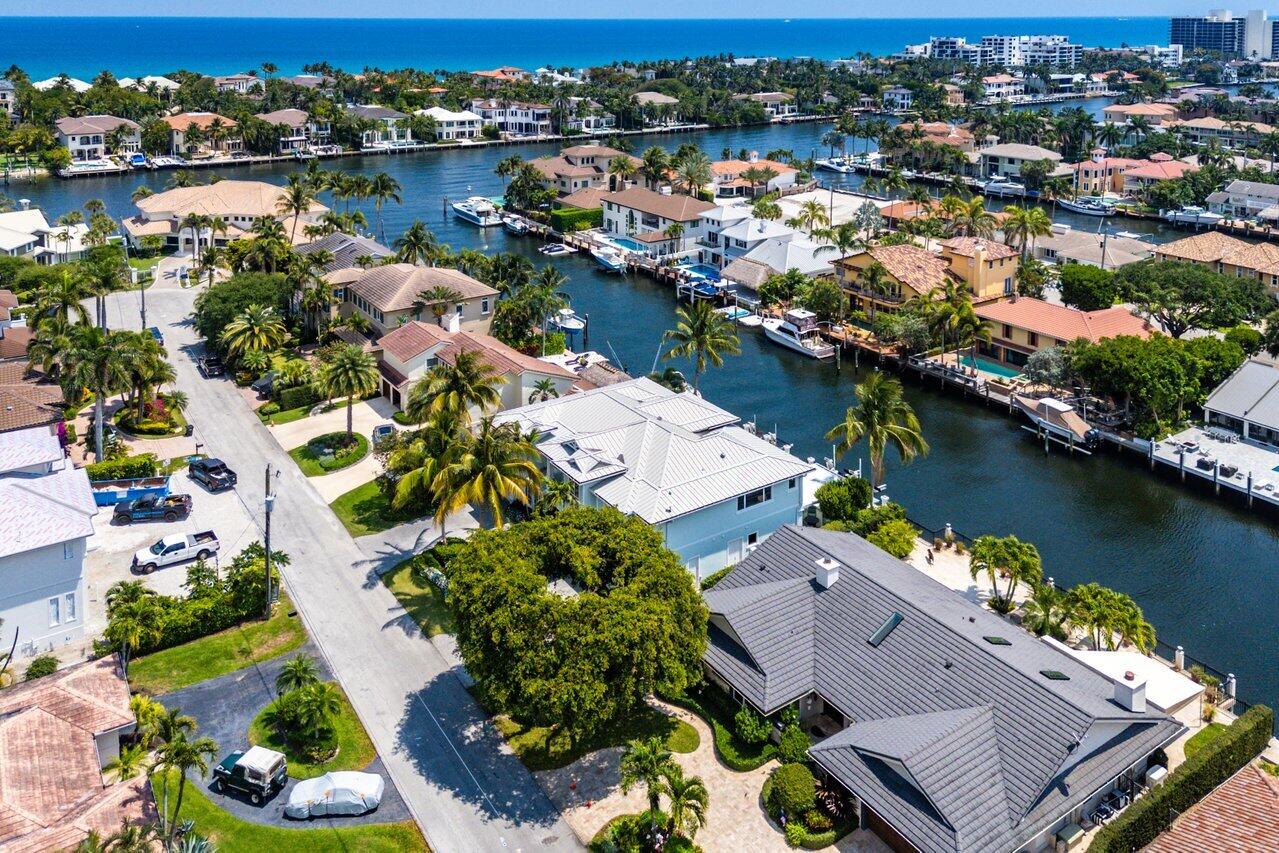 960 Dogwood Drive