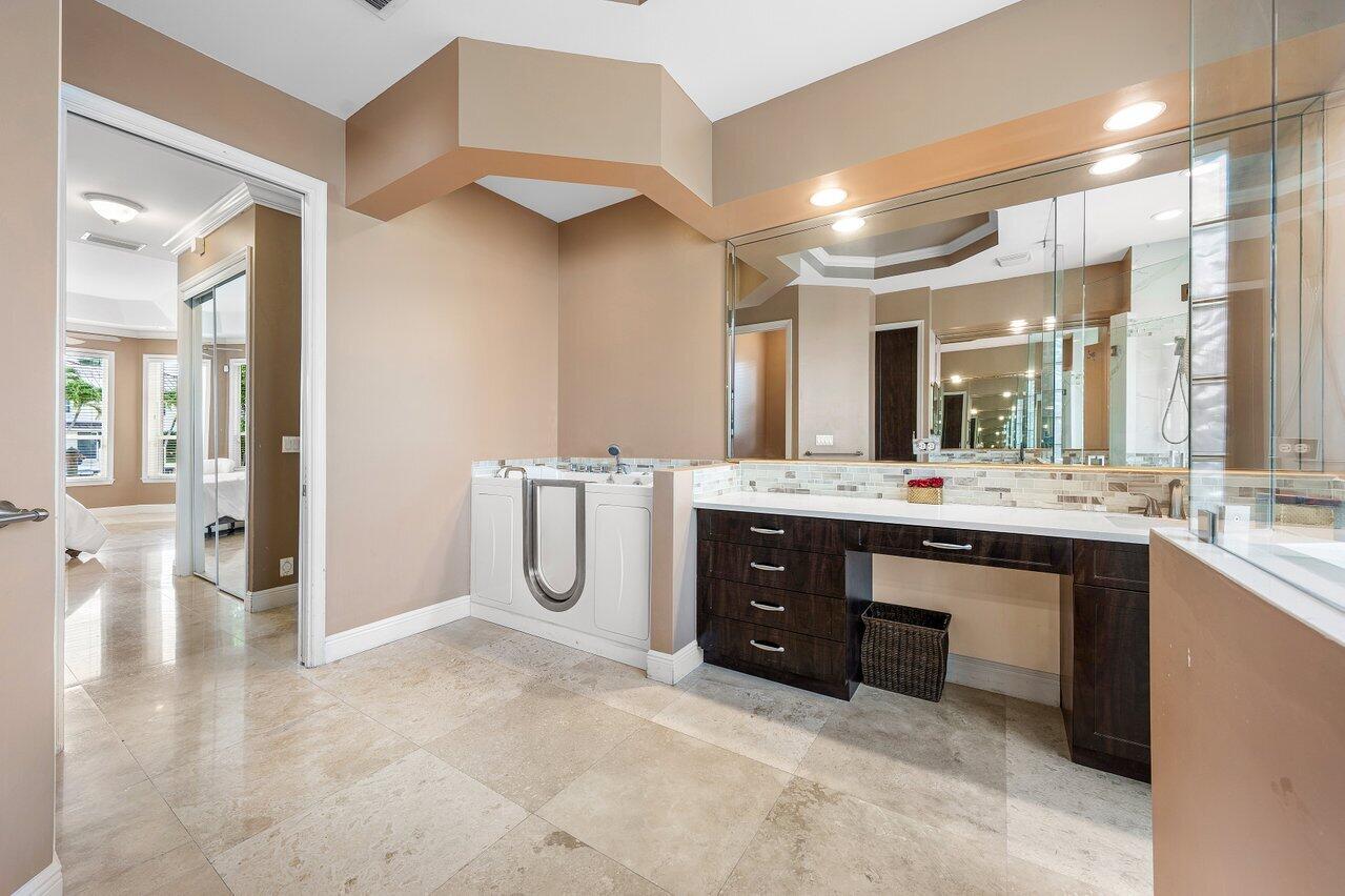923 Hyacinth Drive