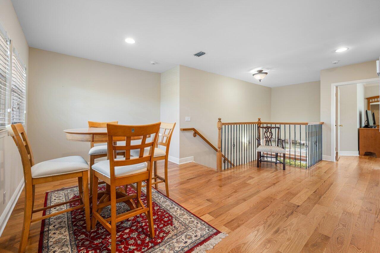 923 Hyacinth Drive