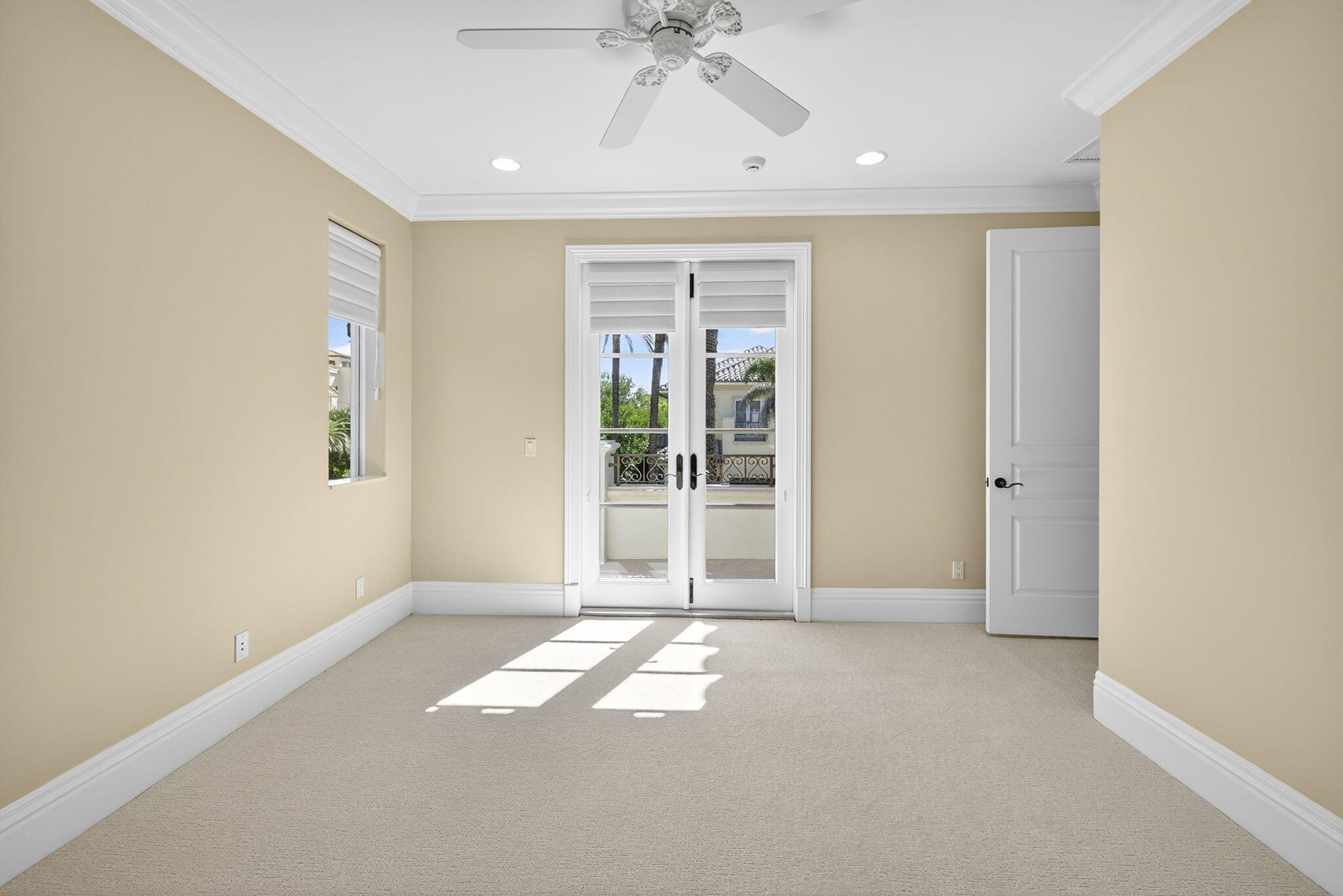 4002 S Ocean Boulevard