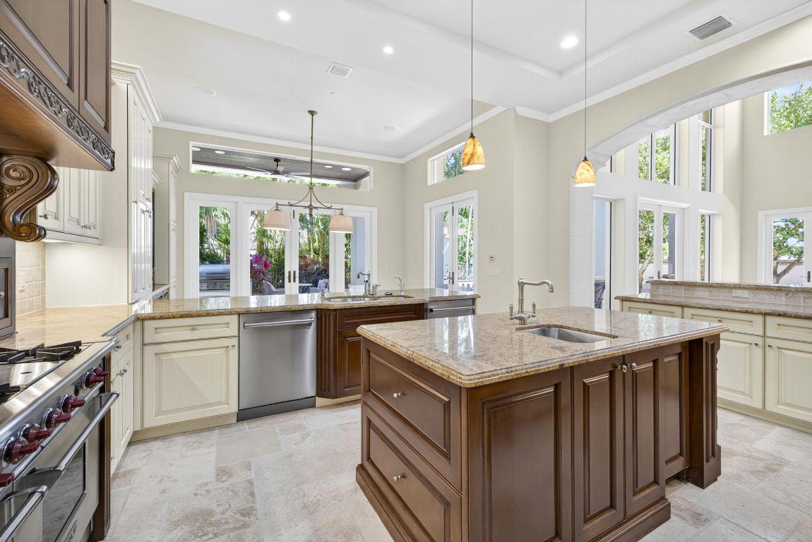 4002 S Ocean Boulevard