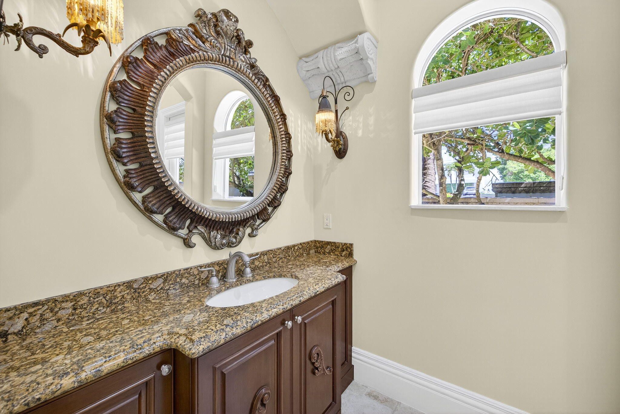 4002 S Ocean Boulevard