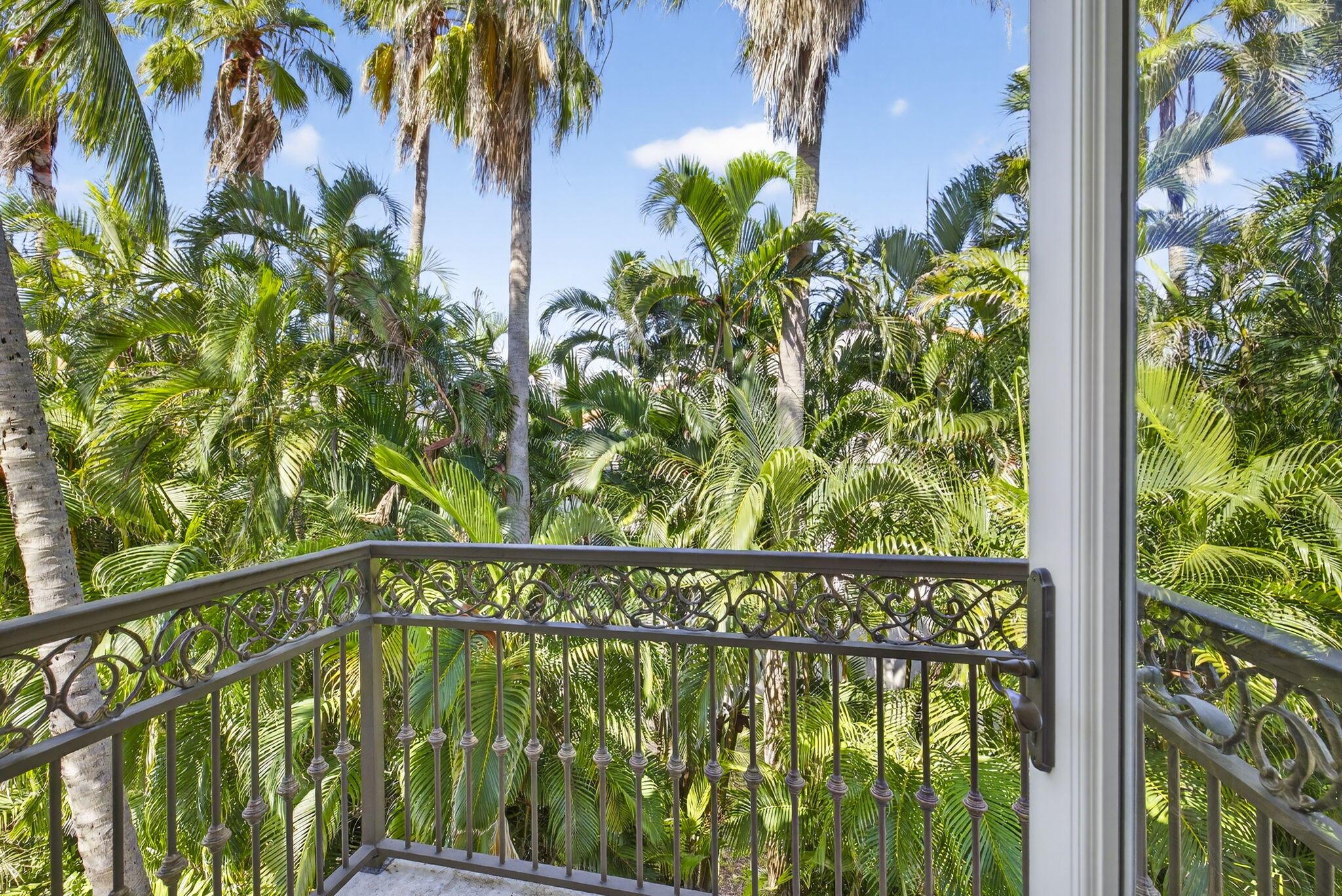 4002 S Ocean Boulevard