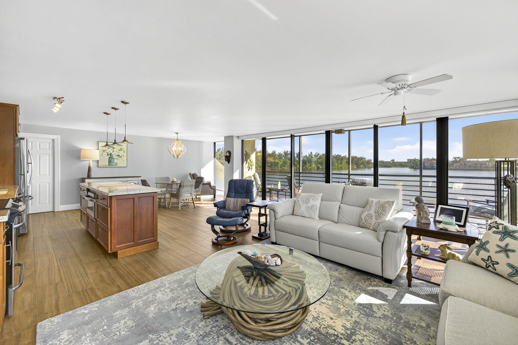 900 NE Spanish River Boulevard 2w