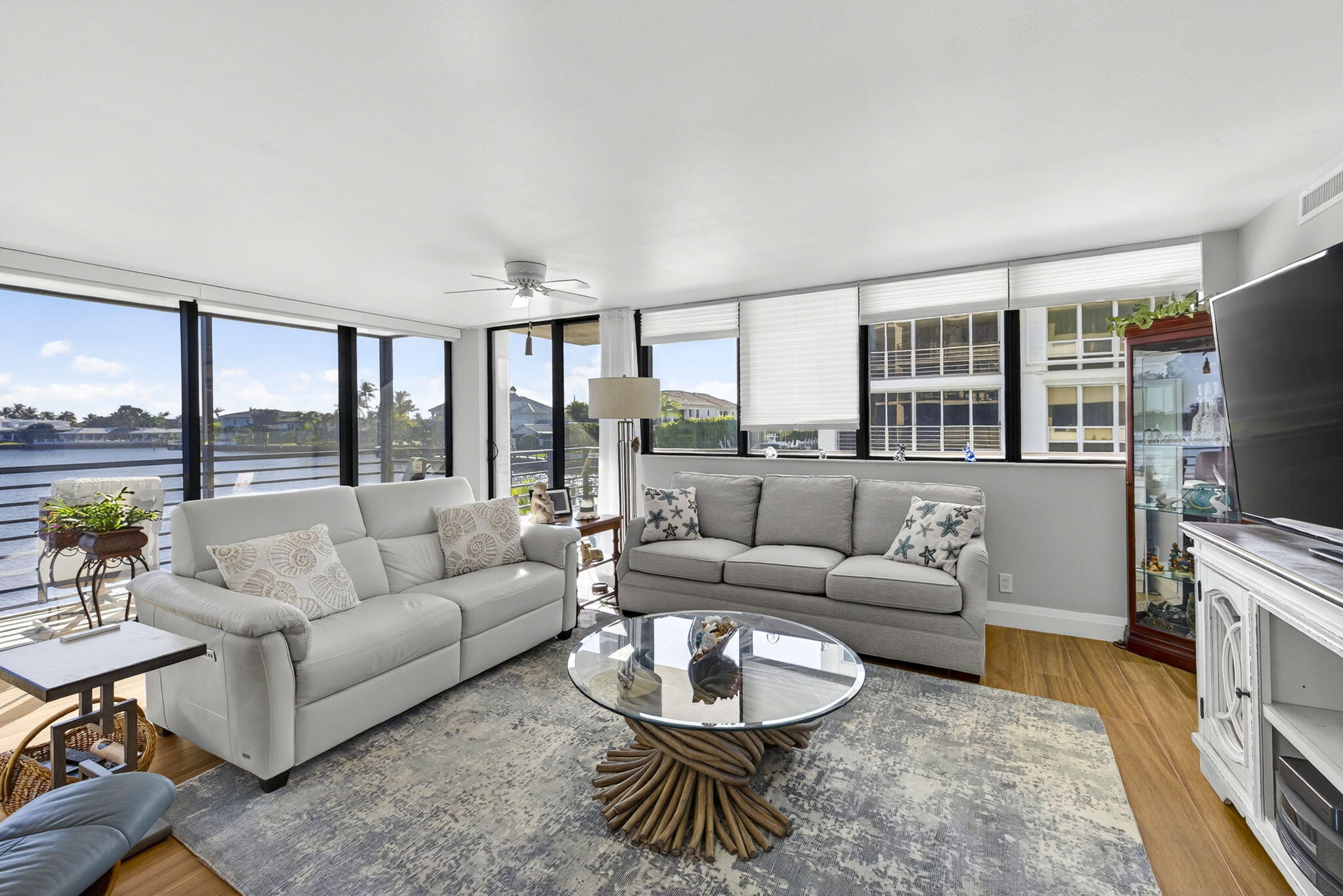 900 NE Spanish River Boulevard 2w