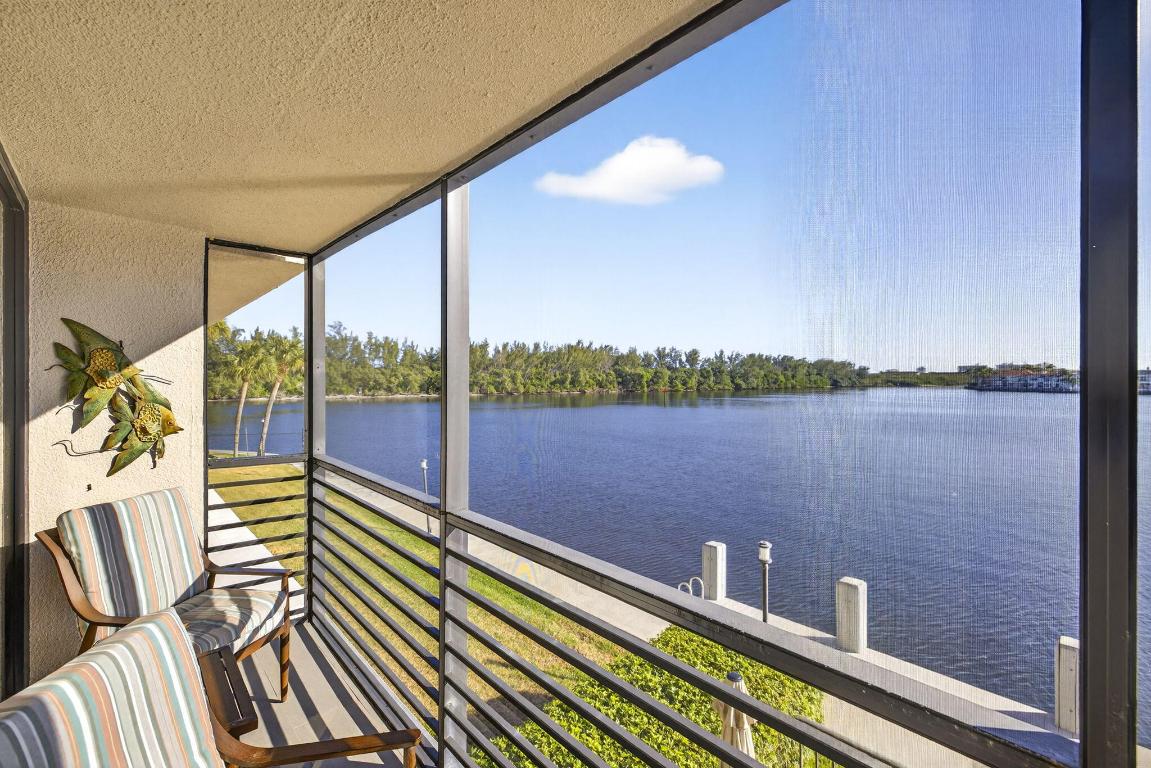 900 NE Spanish River Boulevard 2w