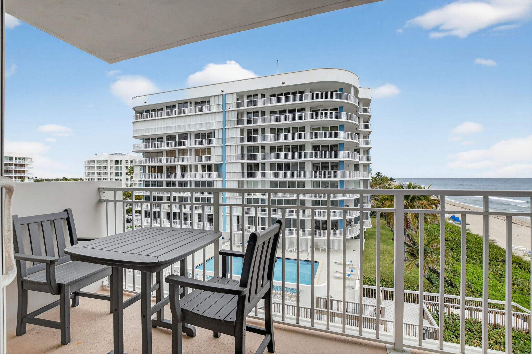 3215 S Ocean Boulevard 412