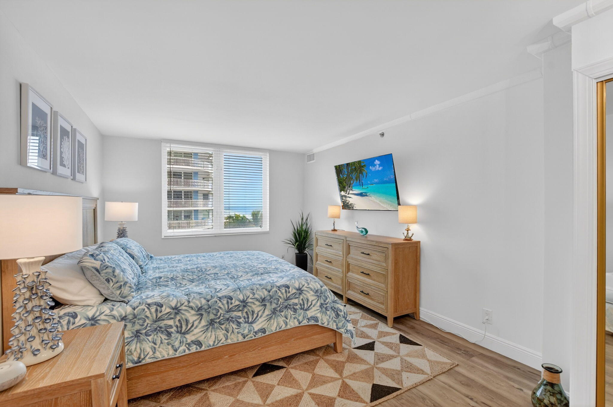 3215 S Ocean Boulevard 412