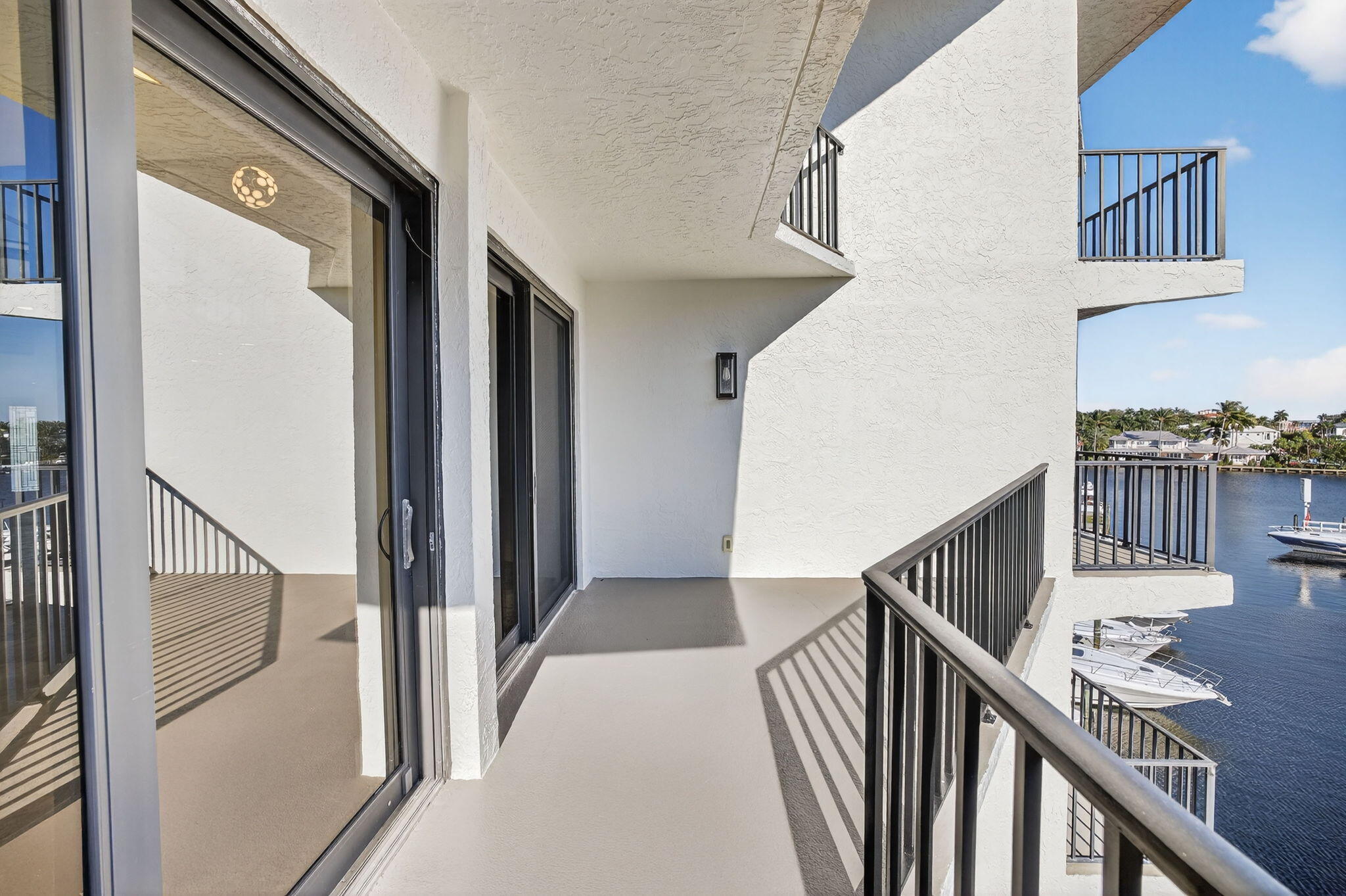 1035 SE 6th Avenue 20