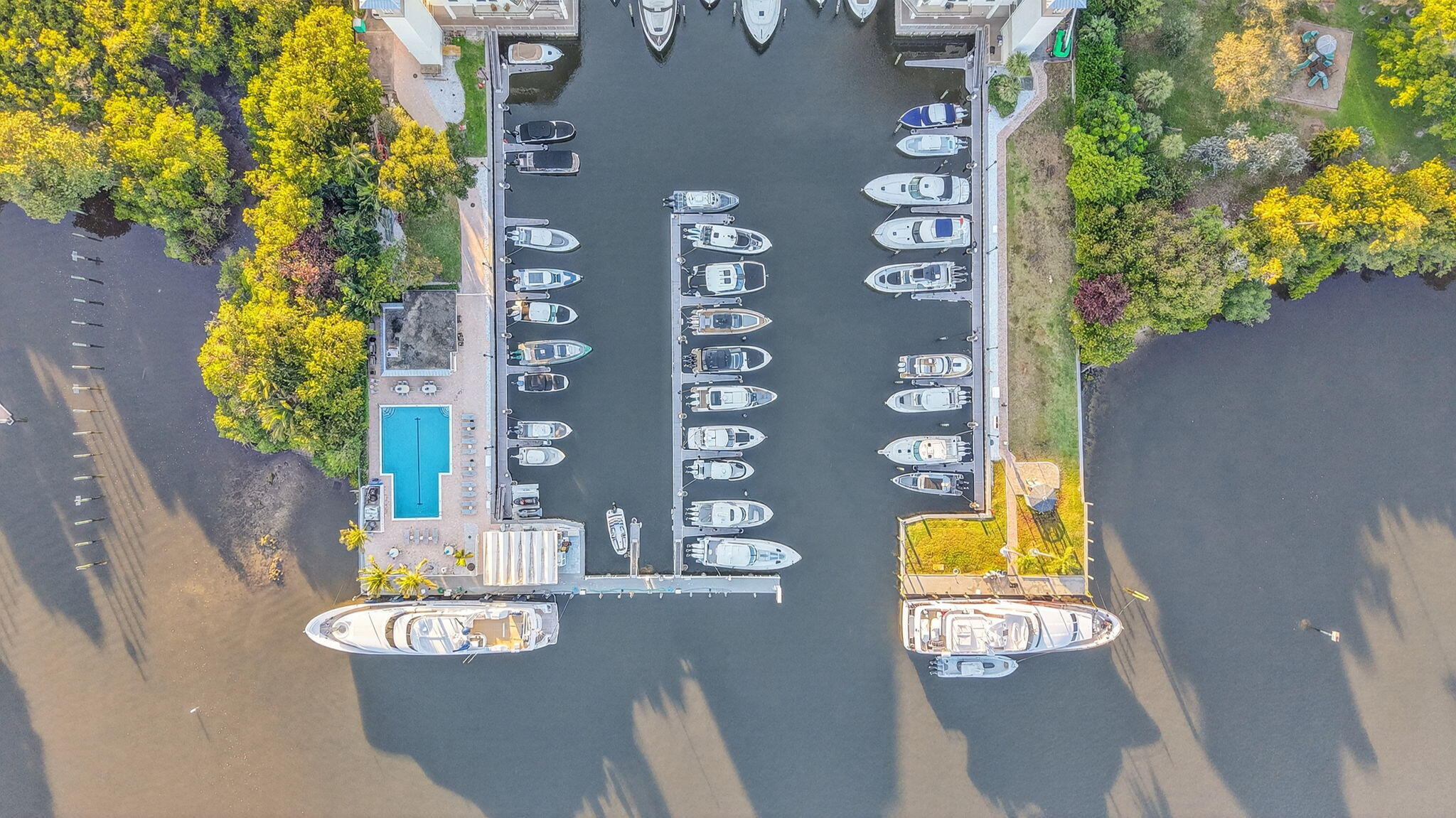 1035 SE 6th Avenue 20