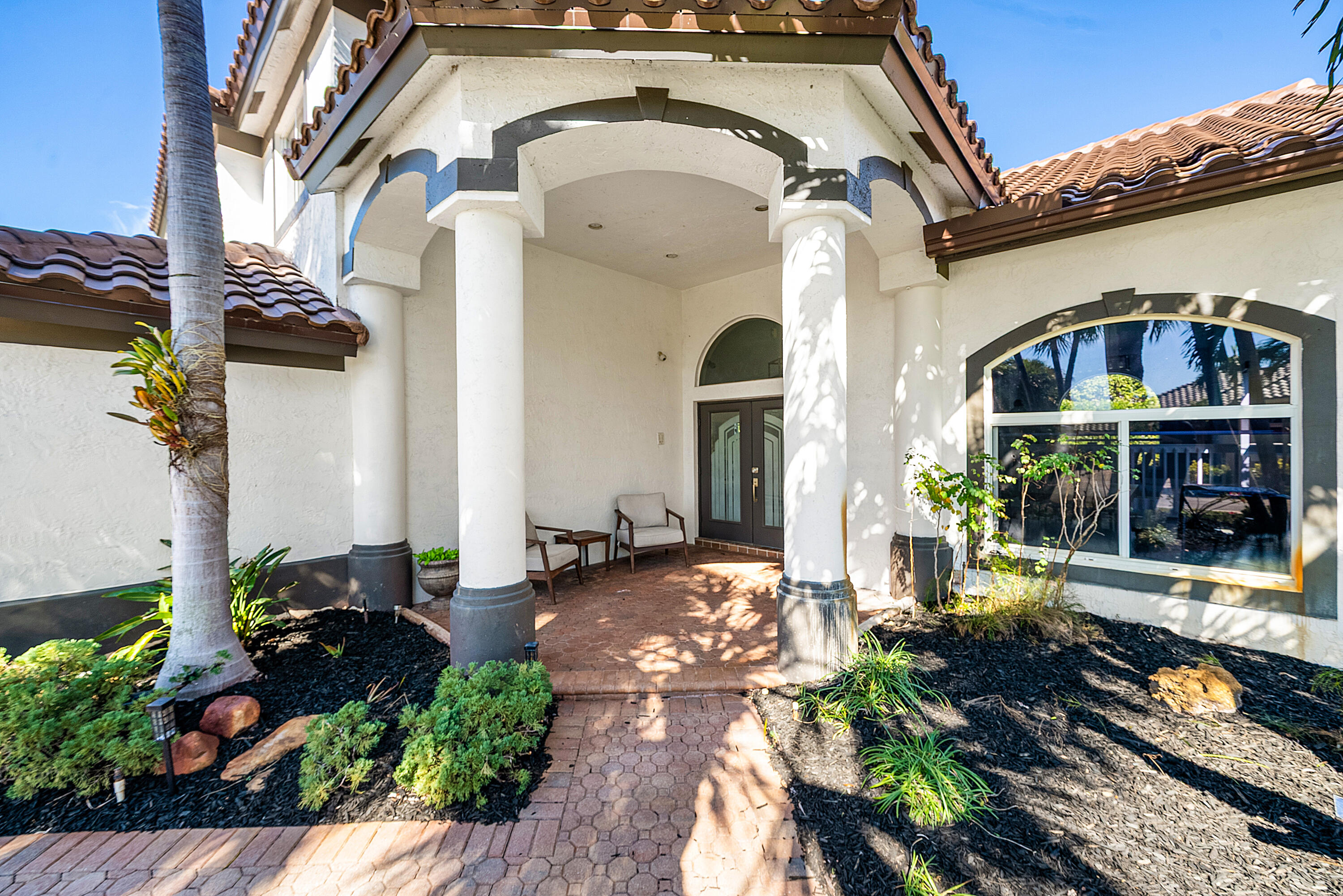 19706 Dinner Key Drive