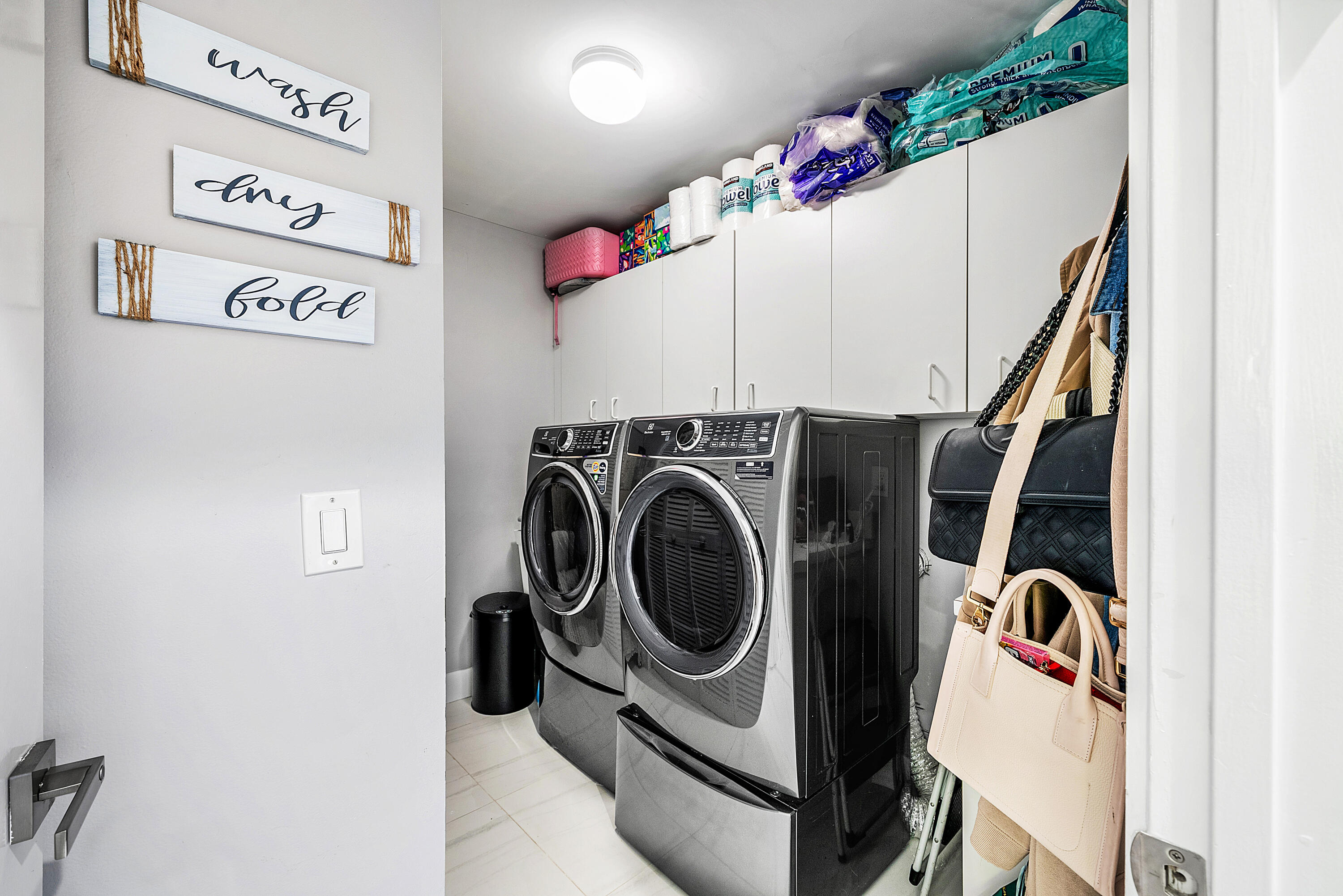 19706 Dinner Key Drive