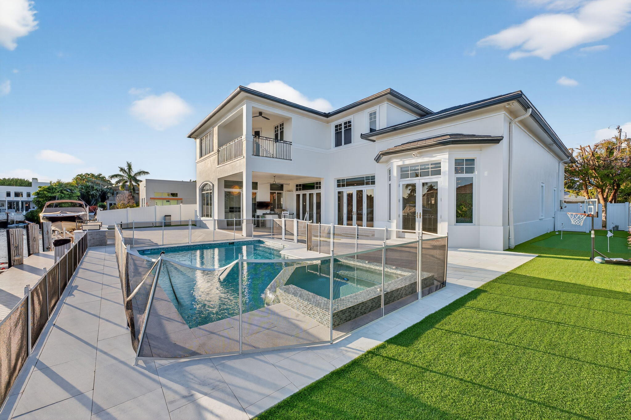 724 NE 36th Street