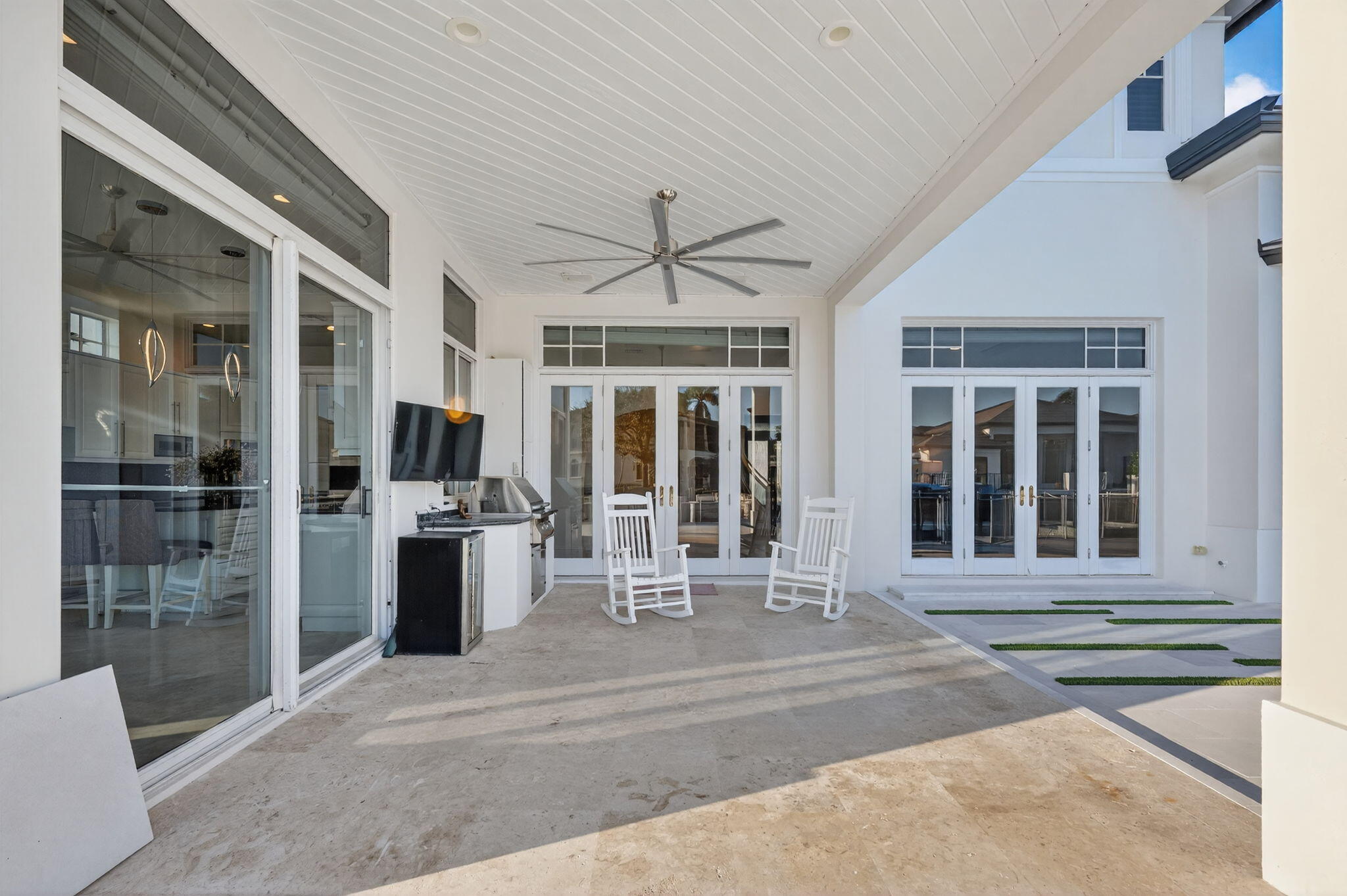 724 NE 36th Street