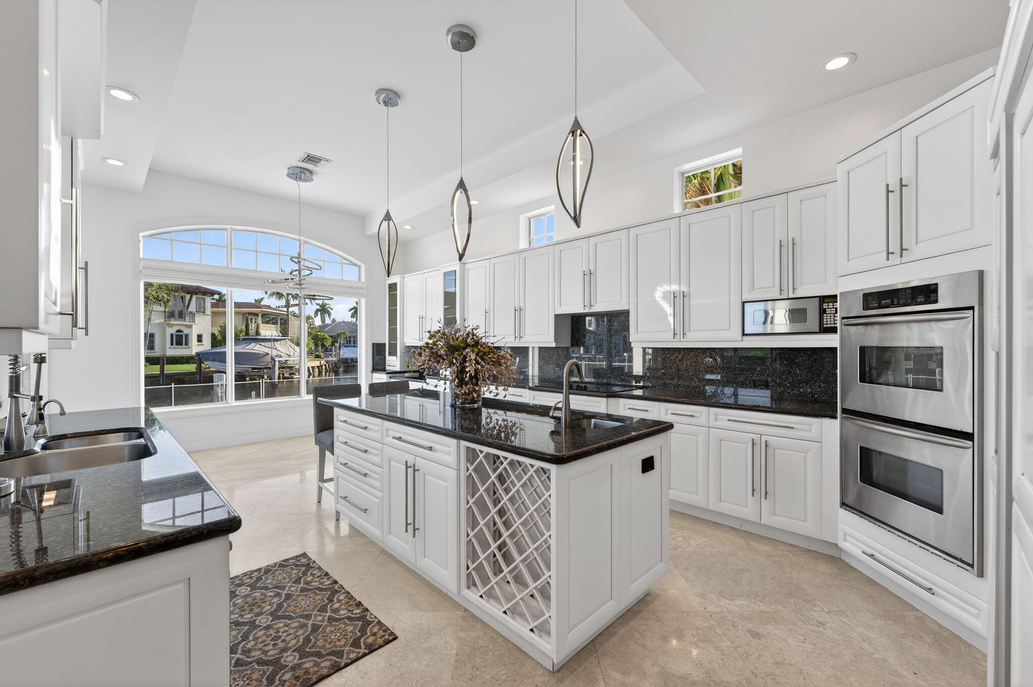 724 NE 36th Street