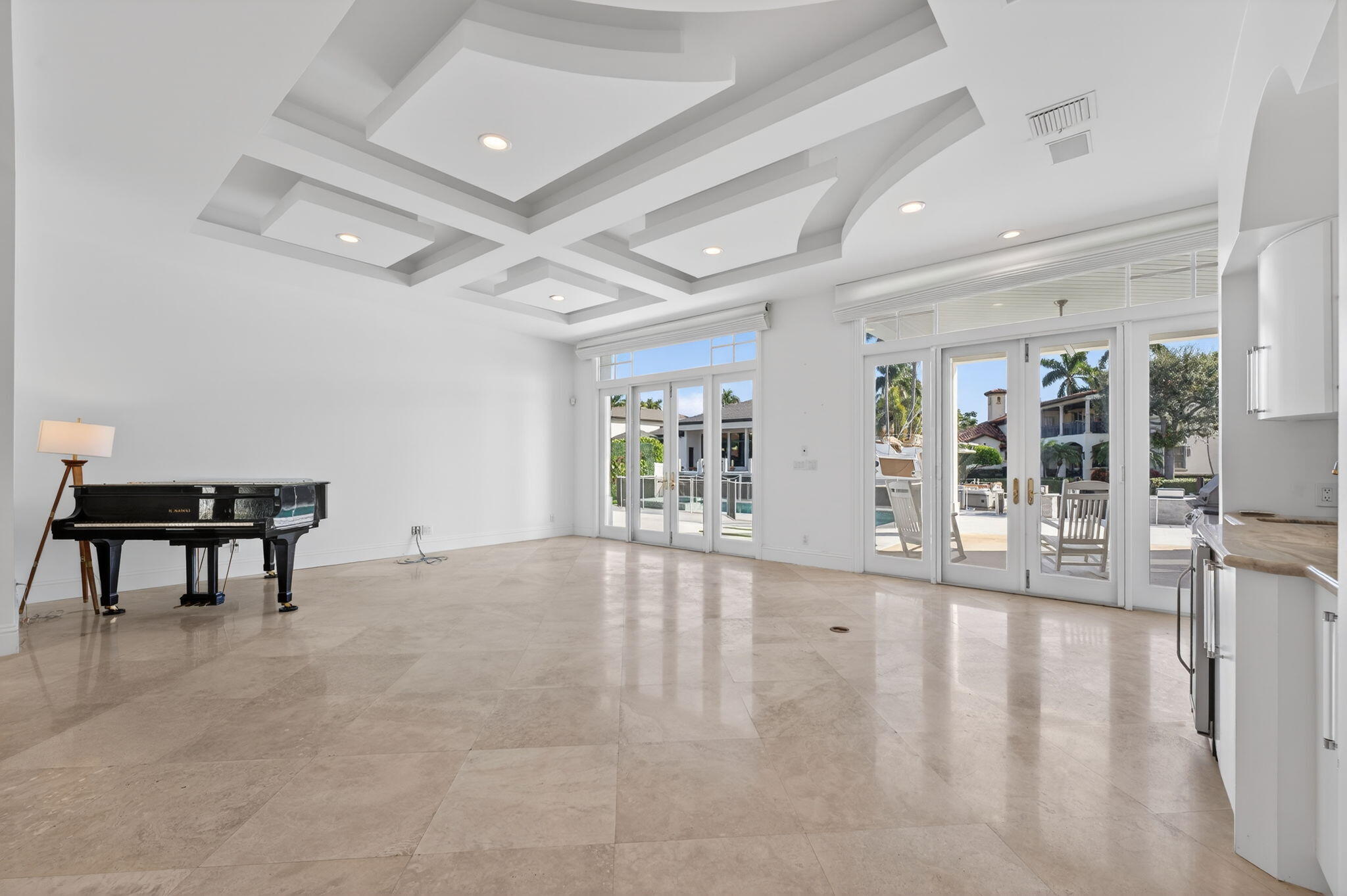 724 NE 36th Street