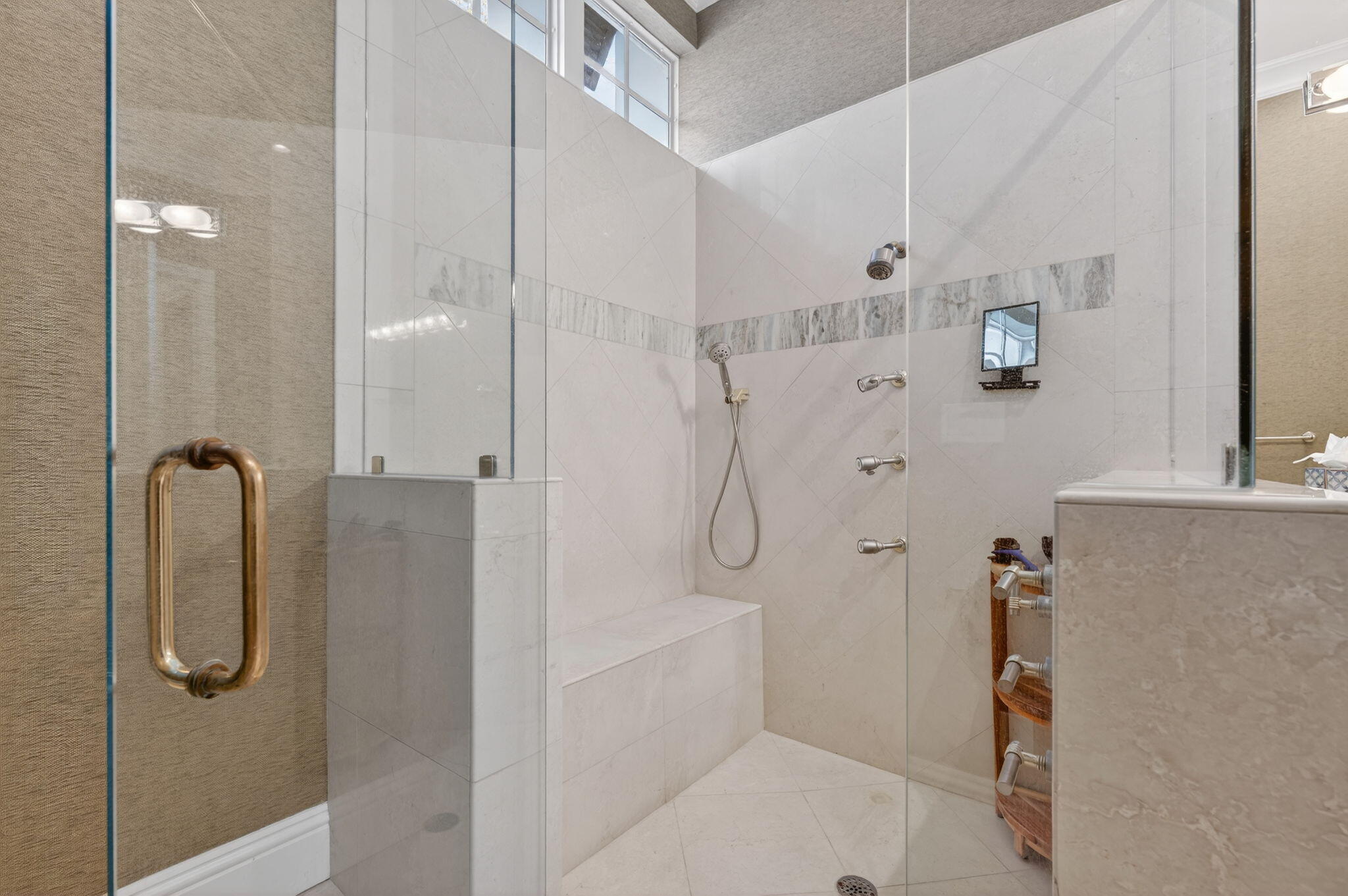724 NE 36th Street
