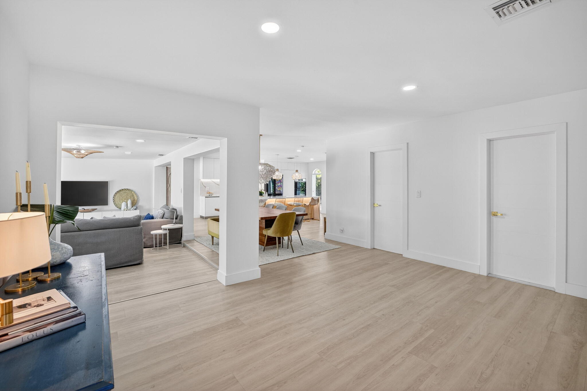 876 NW 6th Avenue