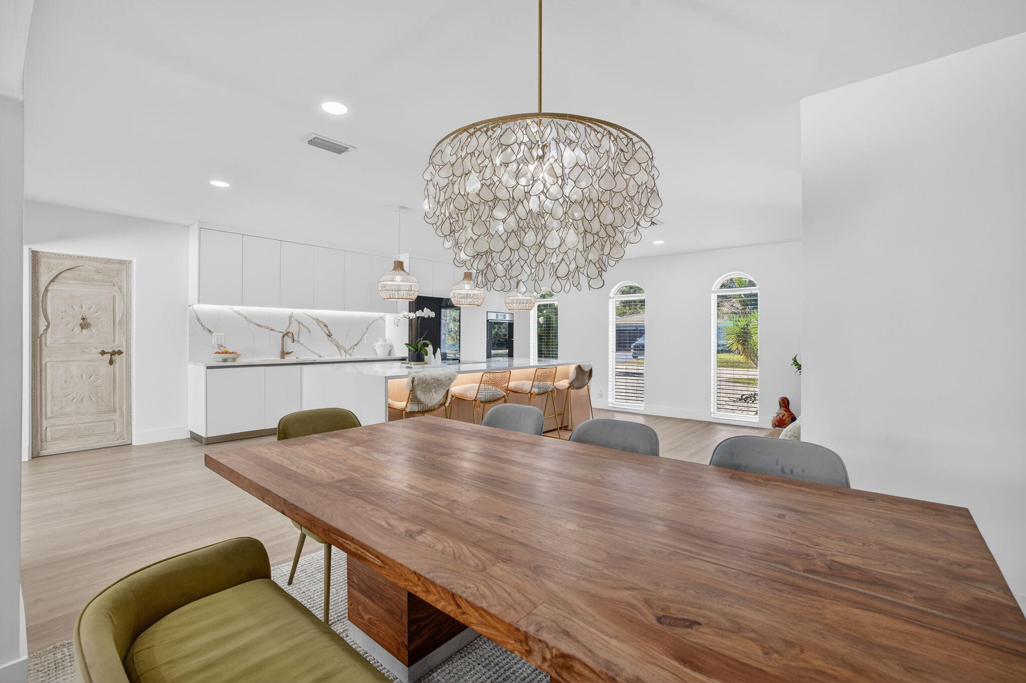 876 NW 6th Avenue
