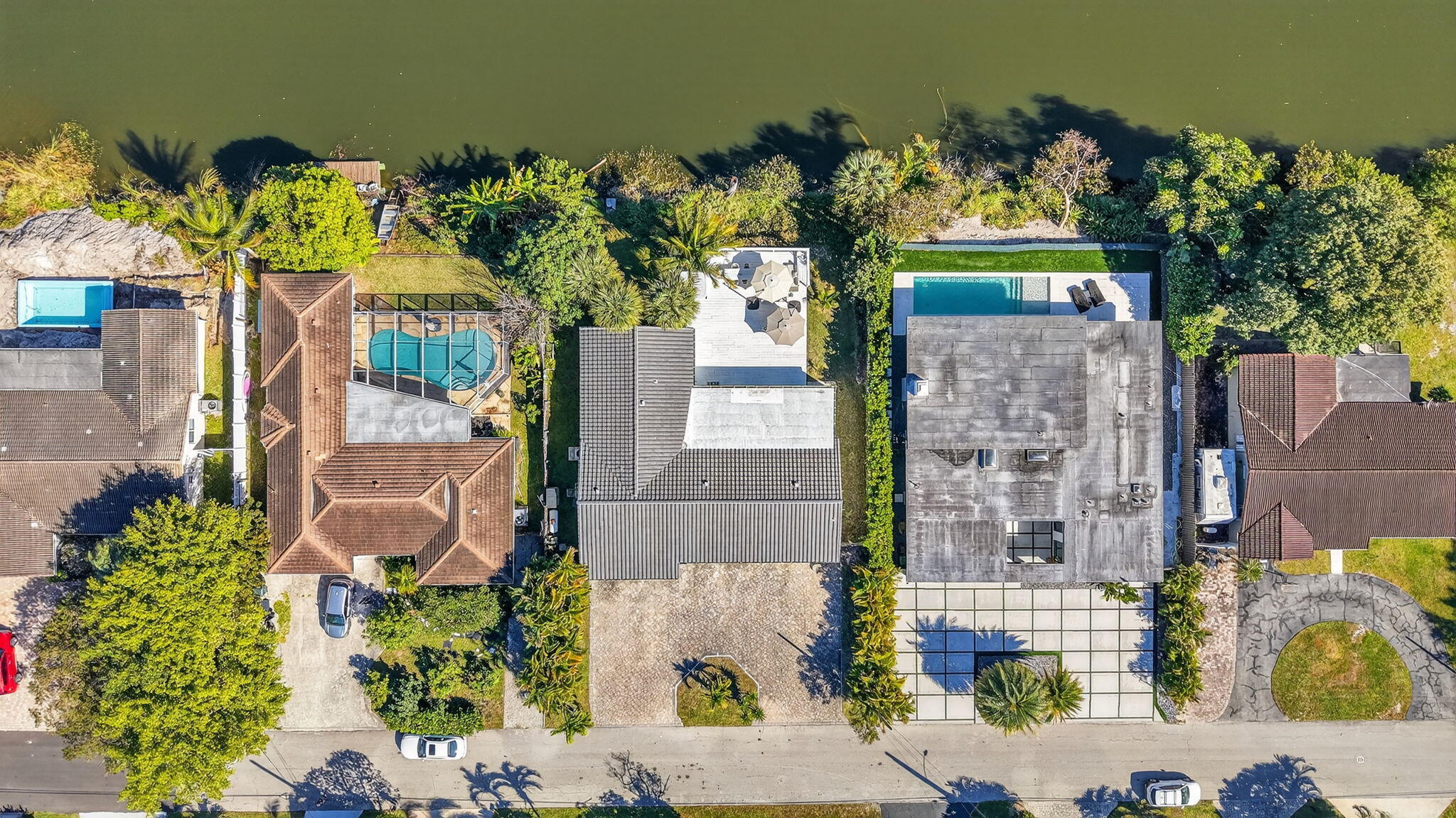 876 NW 6th Avenue