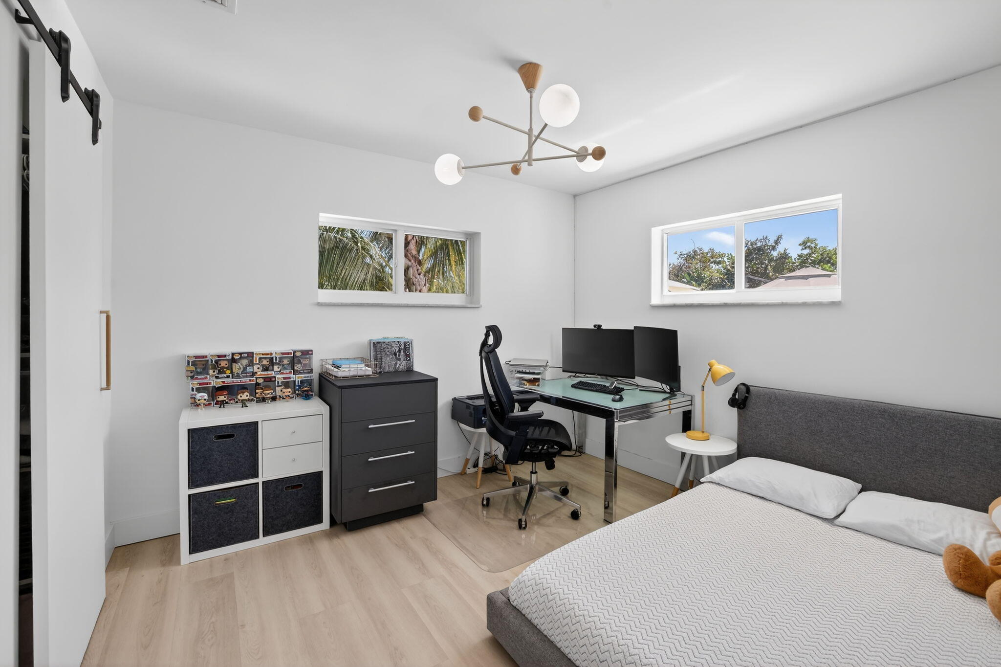 876 NW 6th Avenue