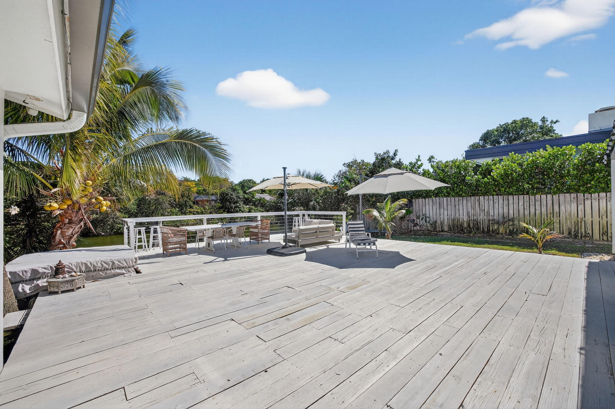 876 NW 6th Avenue
