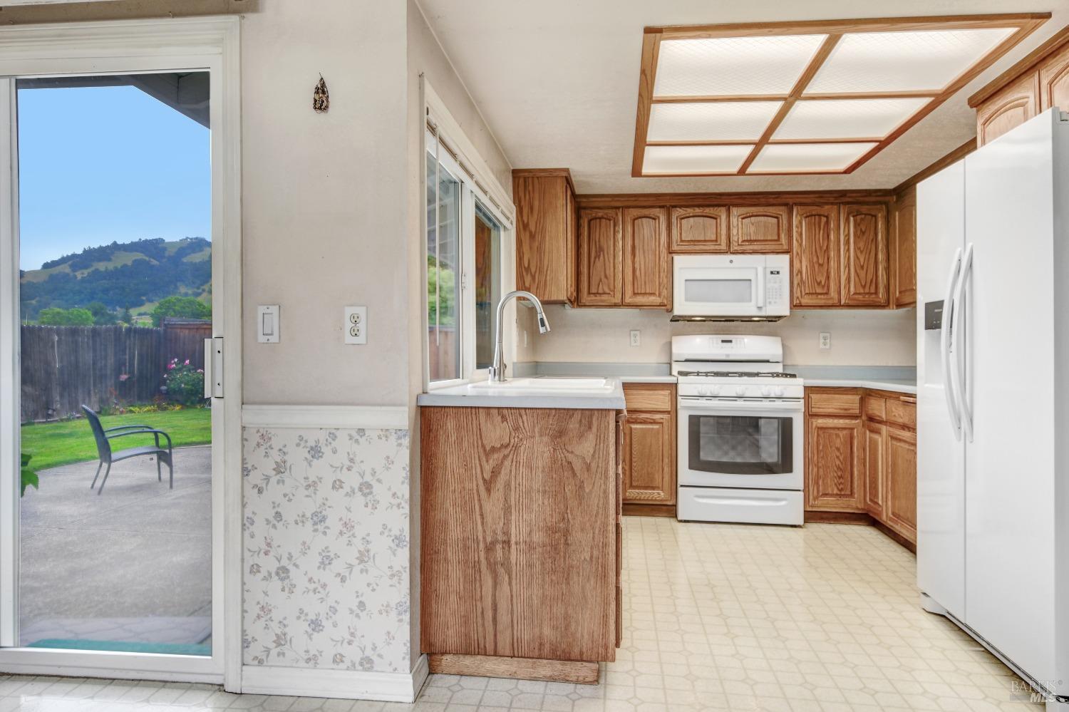 4777 NE Perezoso Calle St